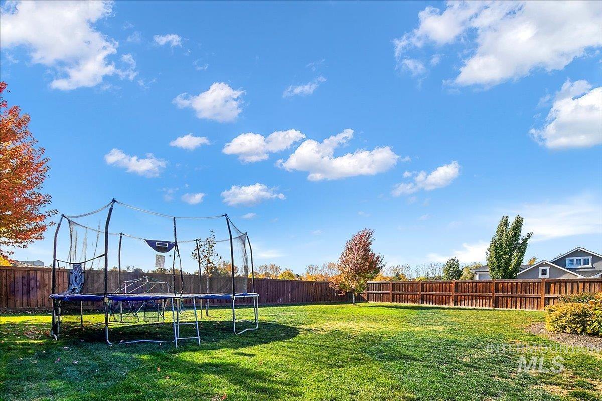 10951 W Mossywood Dr., Boise, Idaho 83709, 4 Bedrooms, 2.5 Bathrooms, Residential For Sale, Price $619,900, 98966135