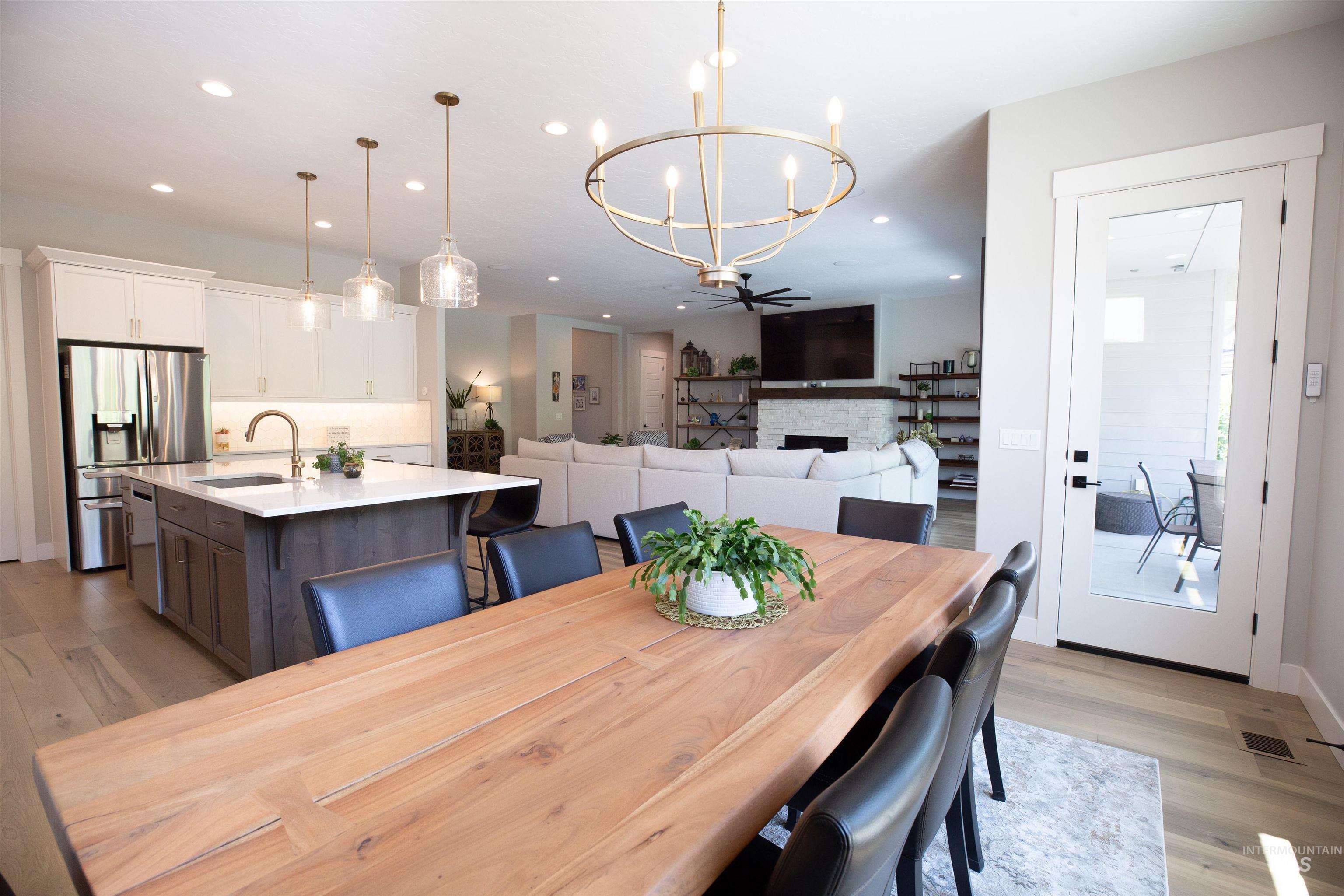 6121 S Cubola Way, Meridian, Idaho 83642, 4 Bedrooms, 2.5 Bathrooms, Residential For Sale, Price $899,000, 98966140