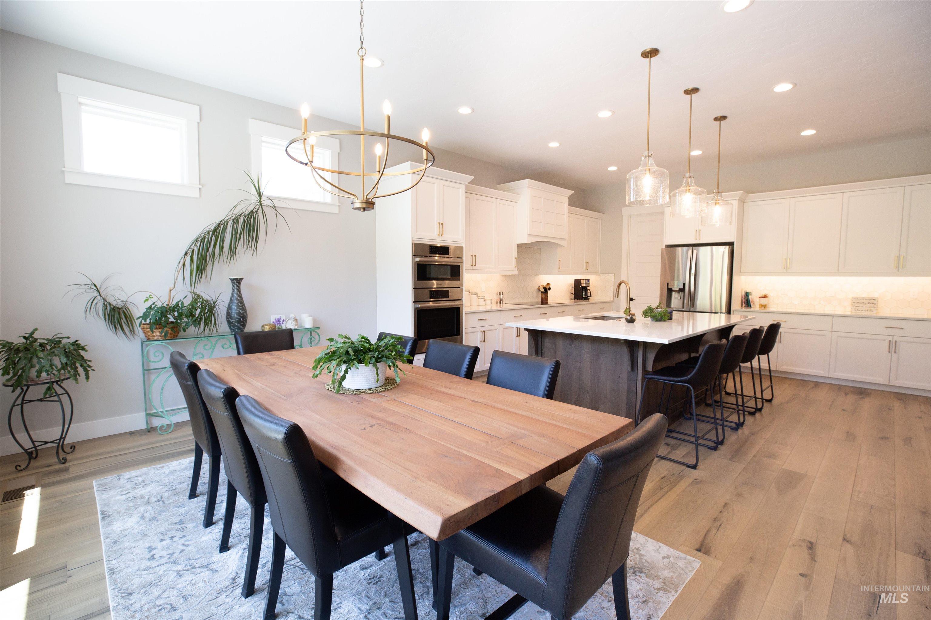 6121 S Cubola Way, Meridian, Idaho 83642, 4 Bedrooms, 2.5 Bathrooms, Residential For Sale, Price $899,000, 98966140