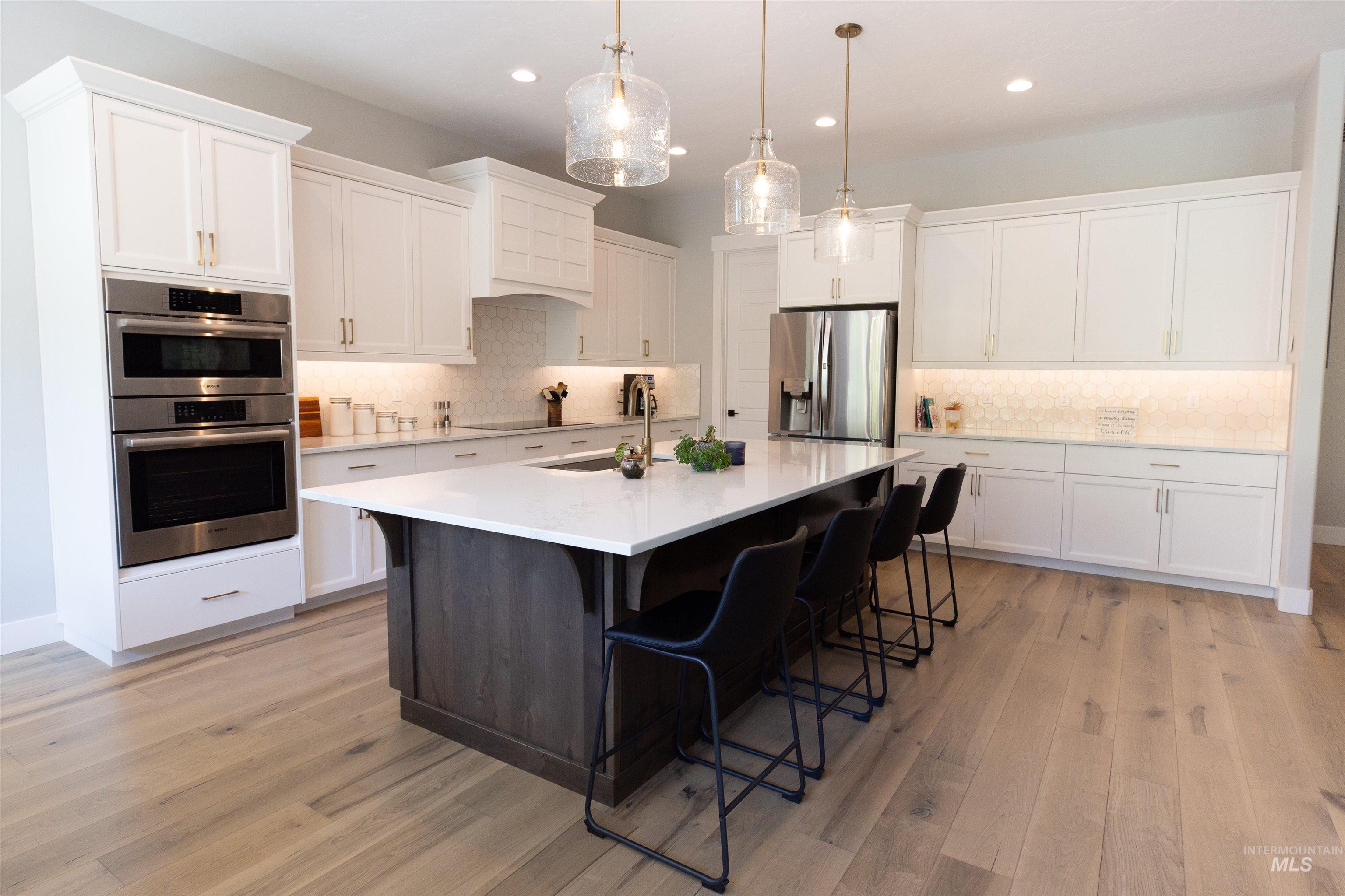 6121 S Cubola Way, Meridian, Idaho 83642, 4 Bedrooms, 2.5 Bathrooms, Residential For Sale, Price $899,000, 98966140