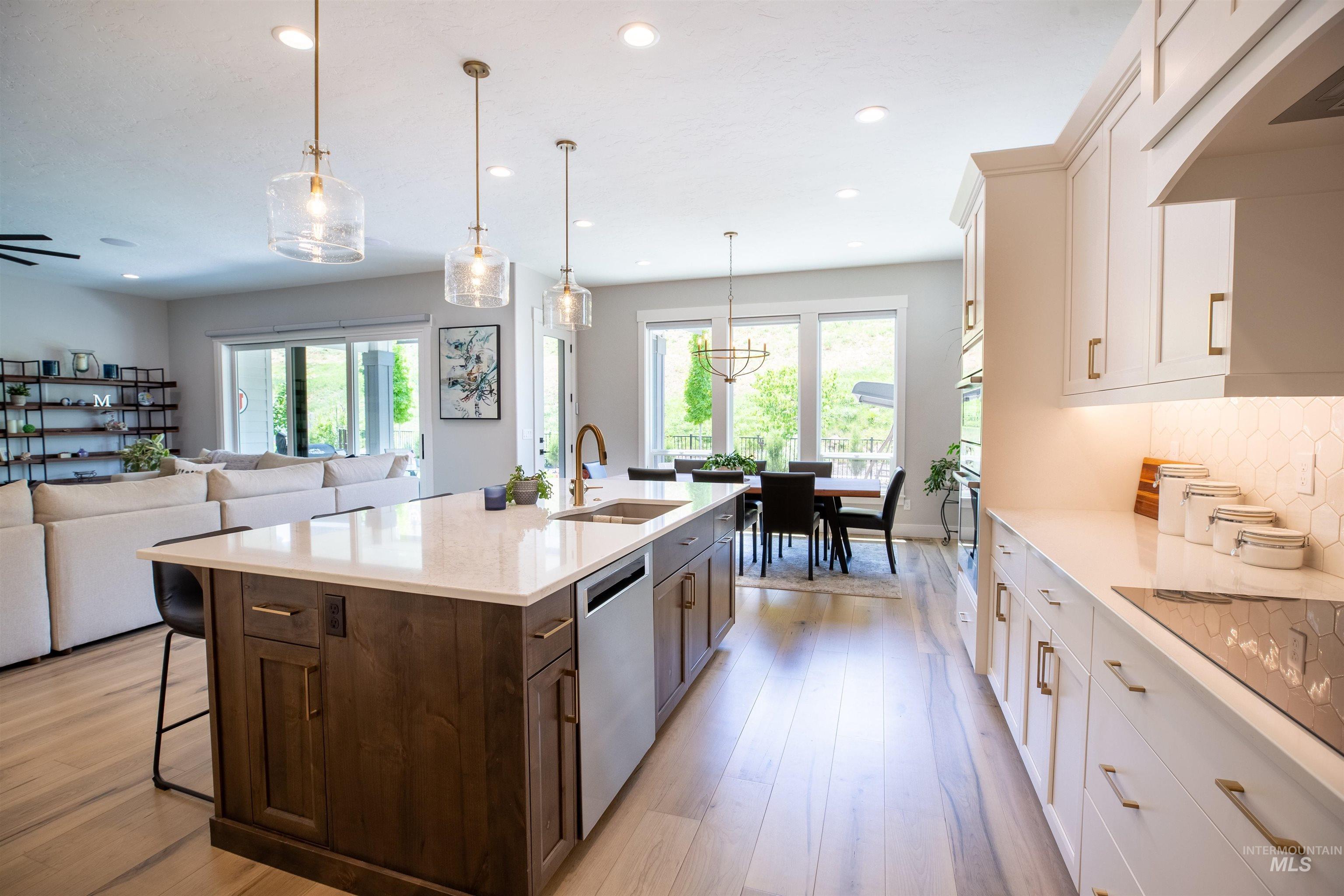 6121 S Cubola Way, Meridian, Idaho 83642, 4 Bedrooms, 2.5 Bathrooms, Residential For Sale, Price $899,000, 98966140