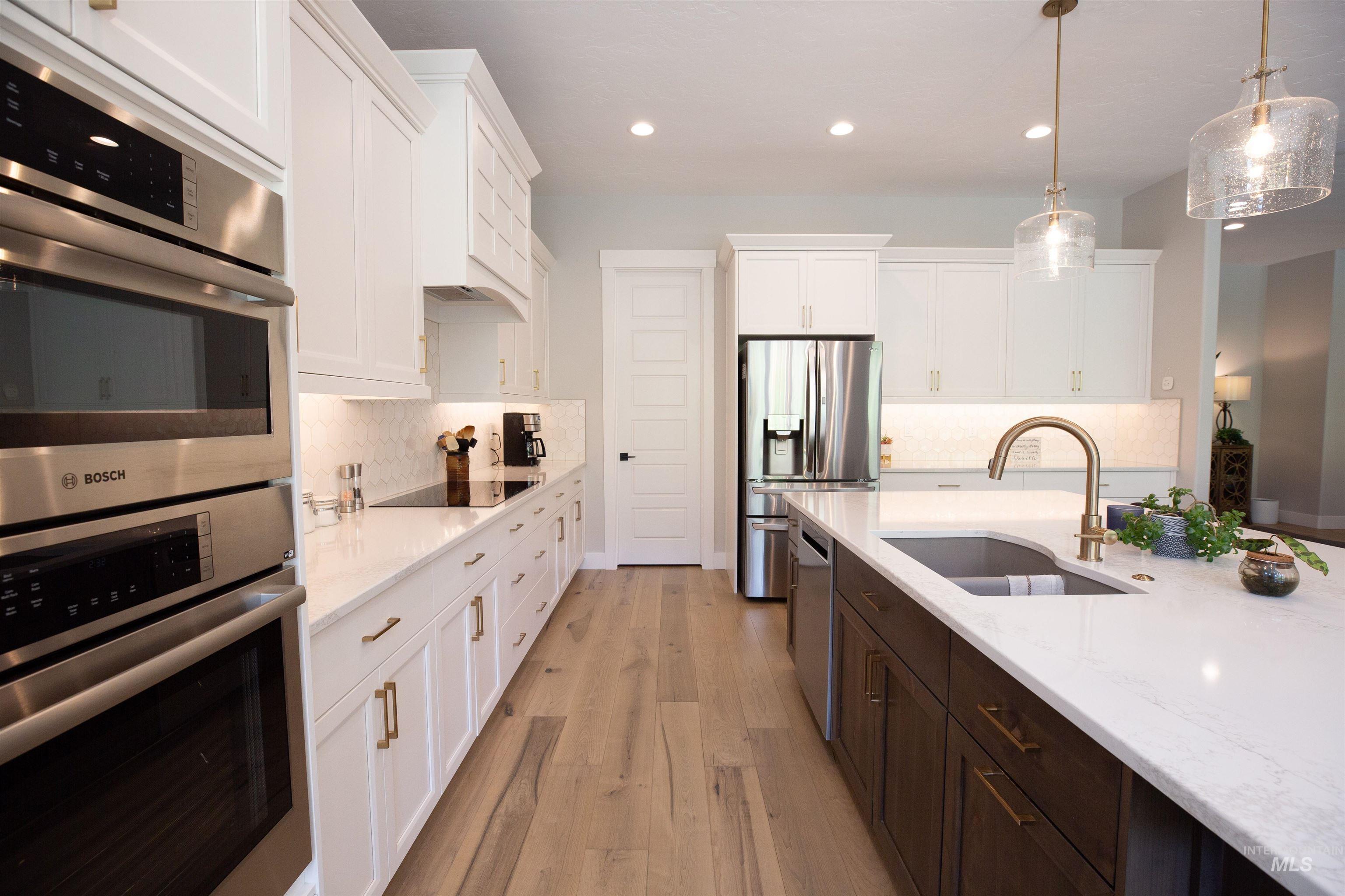 6121 S Cubola Way, Meridian, Idaho 83642, 4 Bedrooms, 2.5 Bathrooms, Residential For Sale, Price $899,000, 98966140