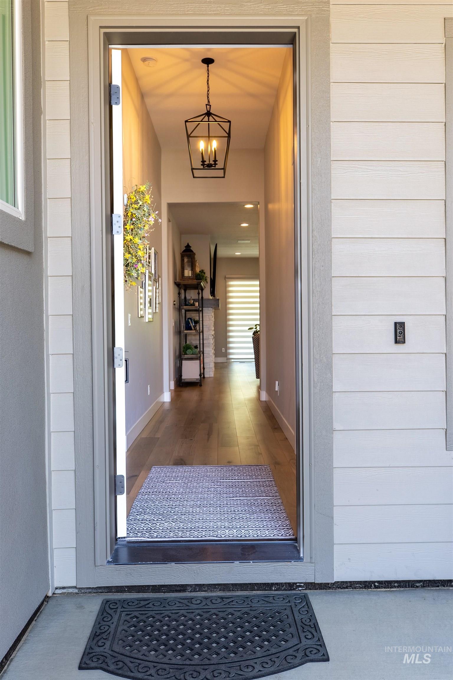 6121 S Cubola Way, Meridian, Idaho 83642, 4 Bedrooms, 2.5 Bathrooms, Residential For Sale, Price $899,000, 98966140