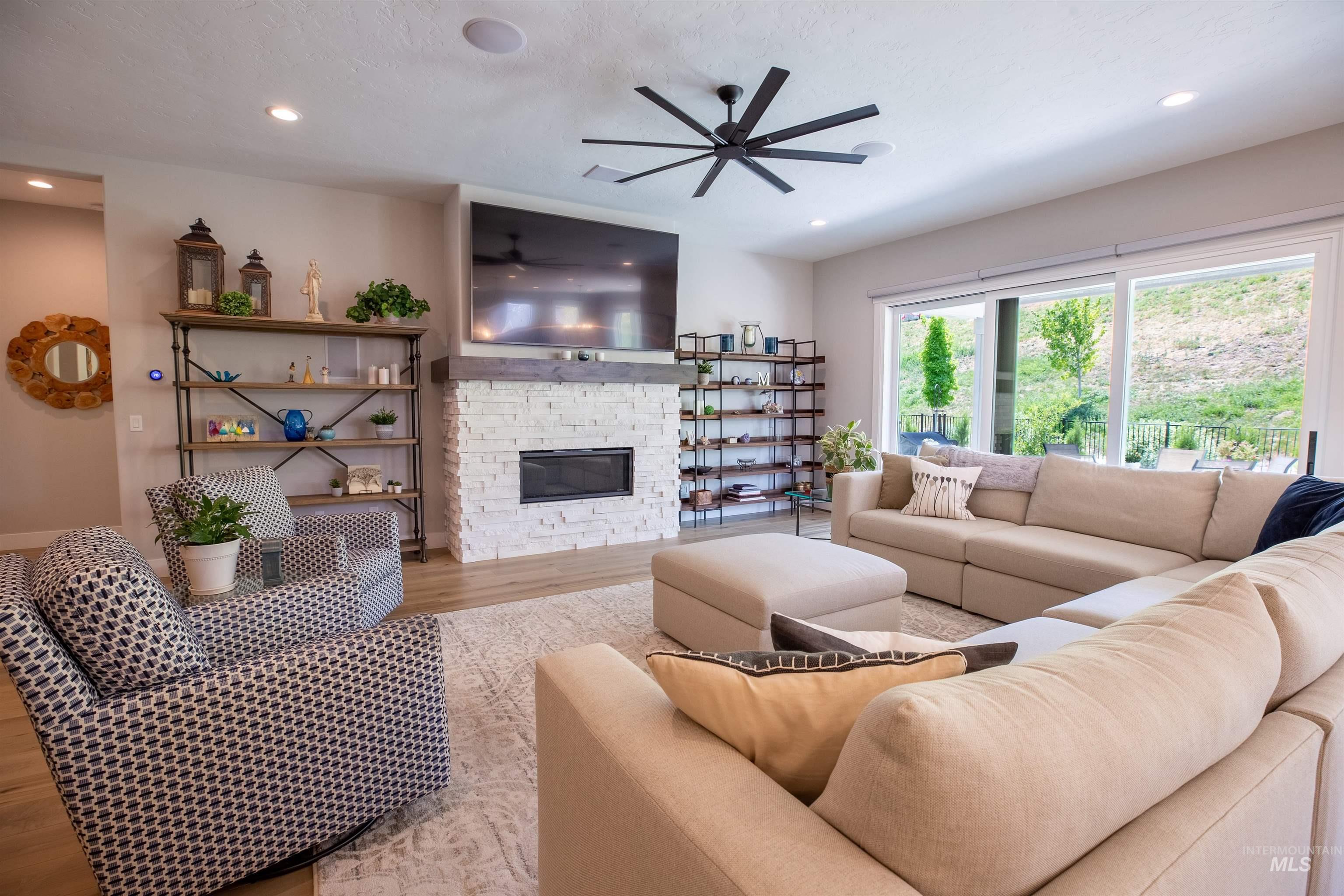 6121 S Cubola Way, Meridian, Idaho 83642, 4 Bedrooms, 2.5 Bathrooms, Residential For Sale, Price $899,000, 98966140