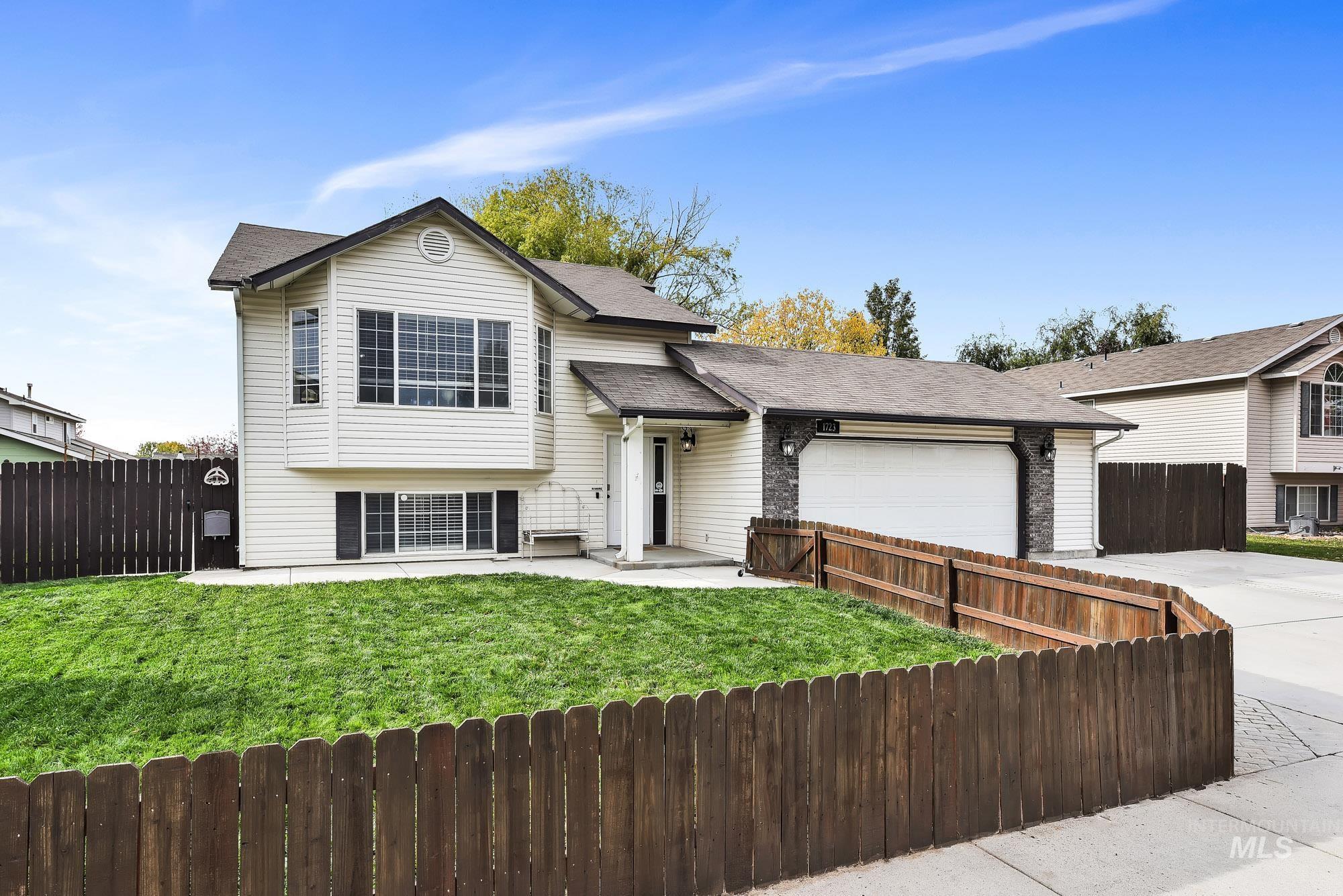 1723 N Eaglet Ct, Nampa, Idaho 83651, 4 Bedrooms, 2 Bathrooms, Residential For Sale, Price $450,000, 98966142