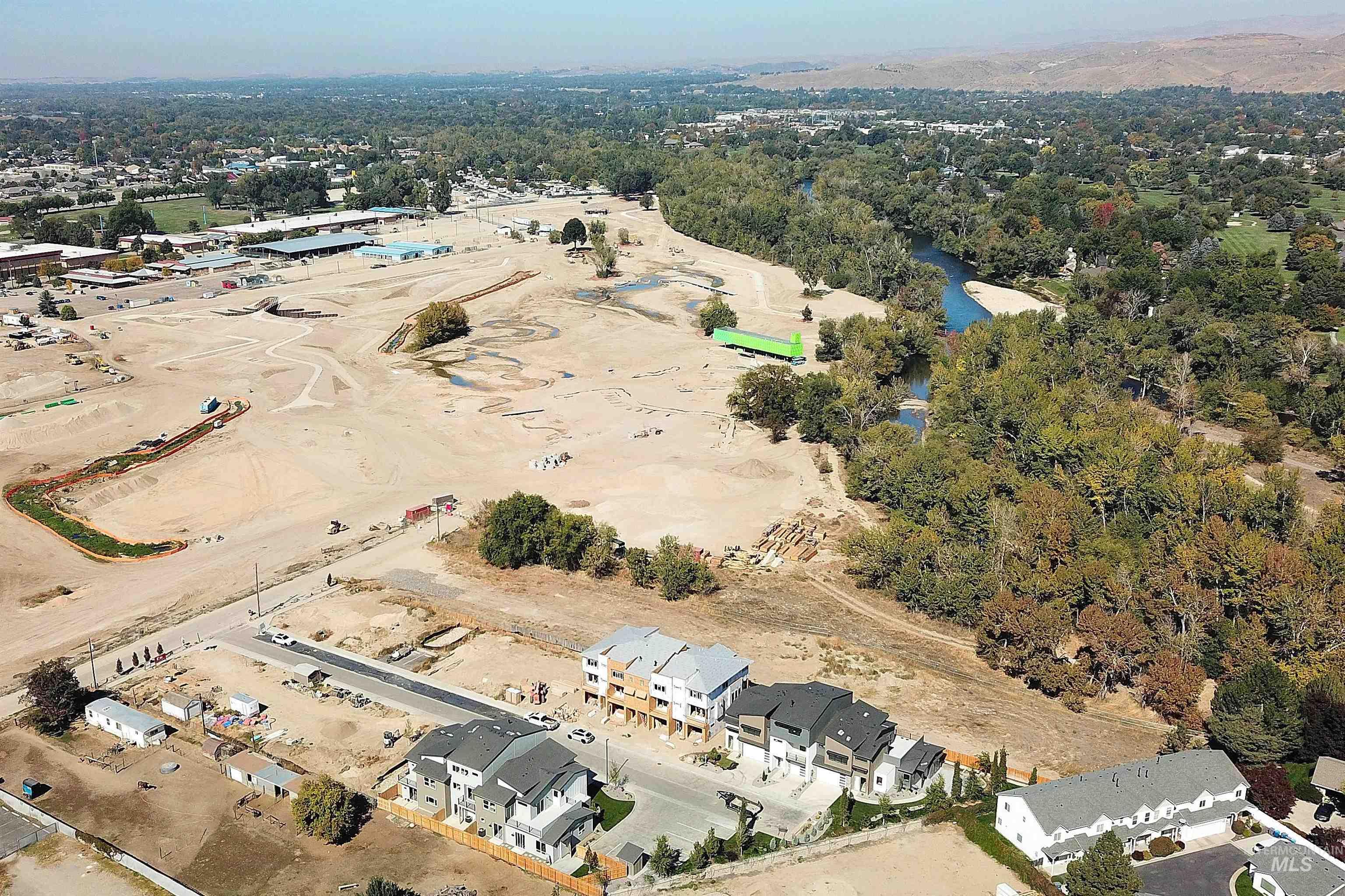 5281 N River Water Lane, Garden City, Idaho 83714, 2 Bedrooms, 3 Bathrooms, Residential For Sale, Price $742,900, 98966145