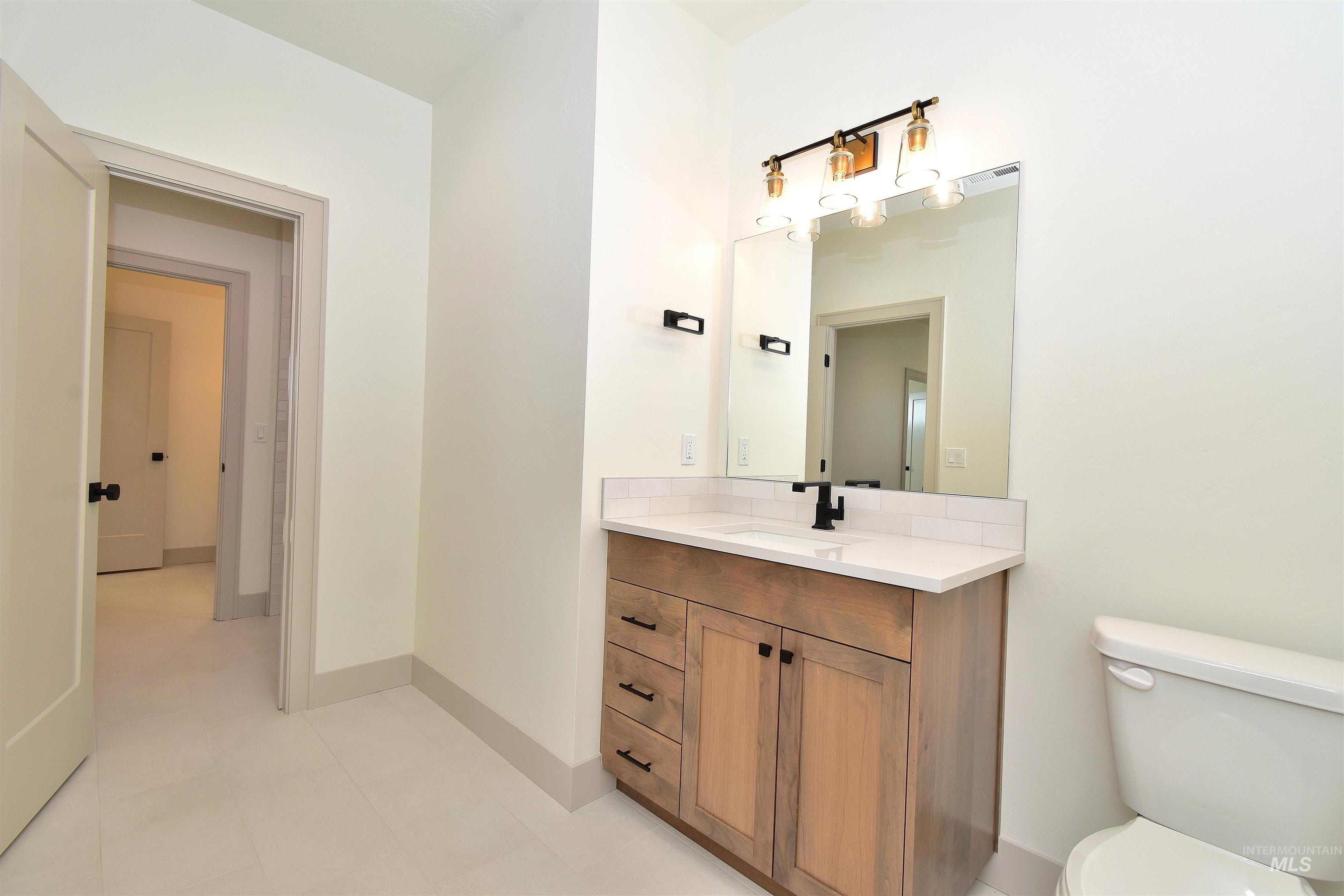 5273 N River Water Lane, Garden City, Idaho 83714, 4 Bedrooms, 3 Bathrooms, Residential For Sale, Price $934,900, 98966146