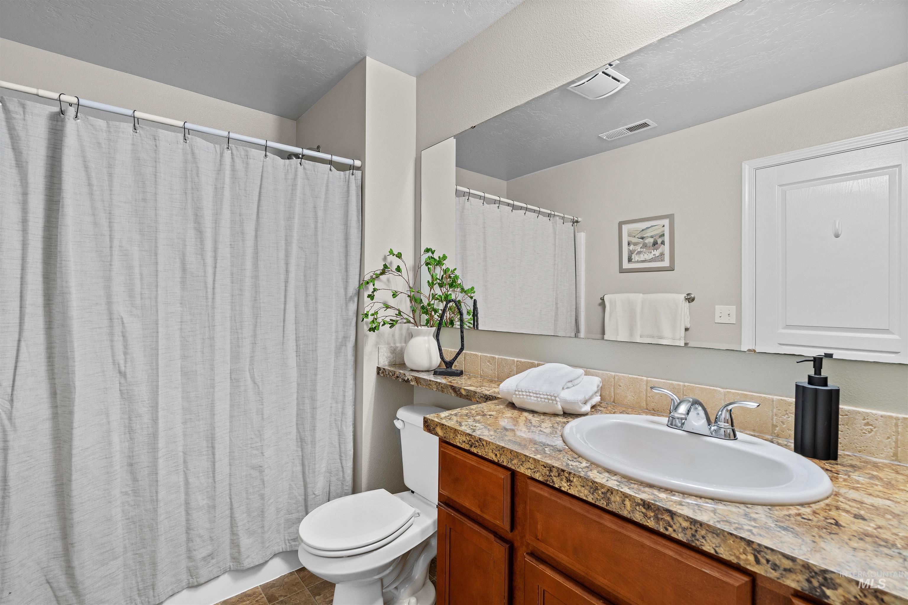 10451 W Jerry Peak Street, Boise, Idaho 83709, 3 Bedrooms, 2.5 Bathrooms, Residential For Sale, Price $399,900, 98966147