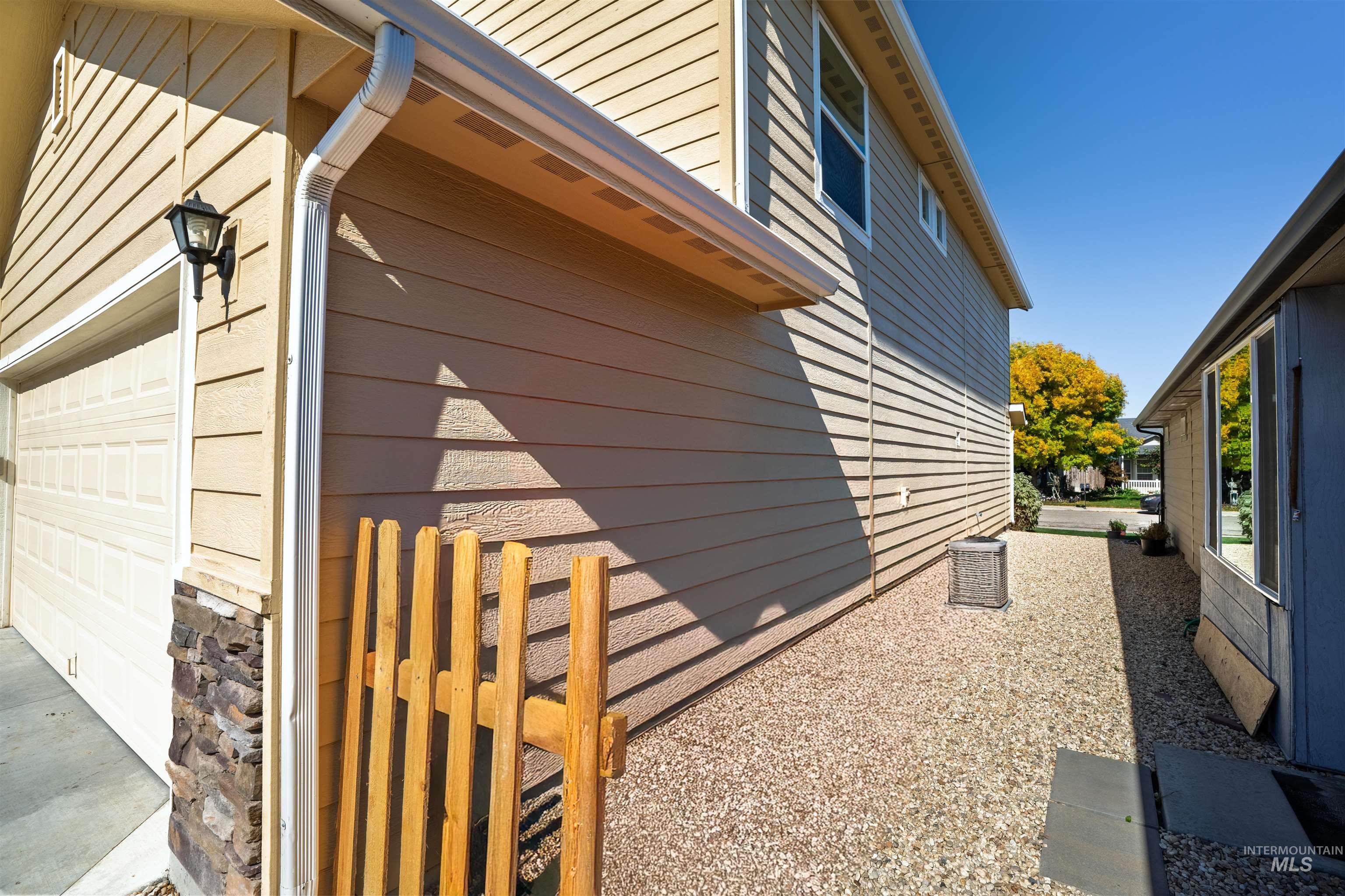 10451 W Jerry Peak Street, Boise, Idaho 83709, 3 Bedrooms, 2.5 Bathrooms, Residential For Sale, Price $399,900, 98966147