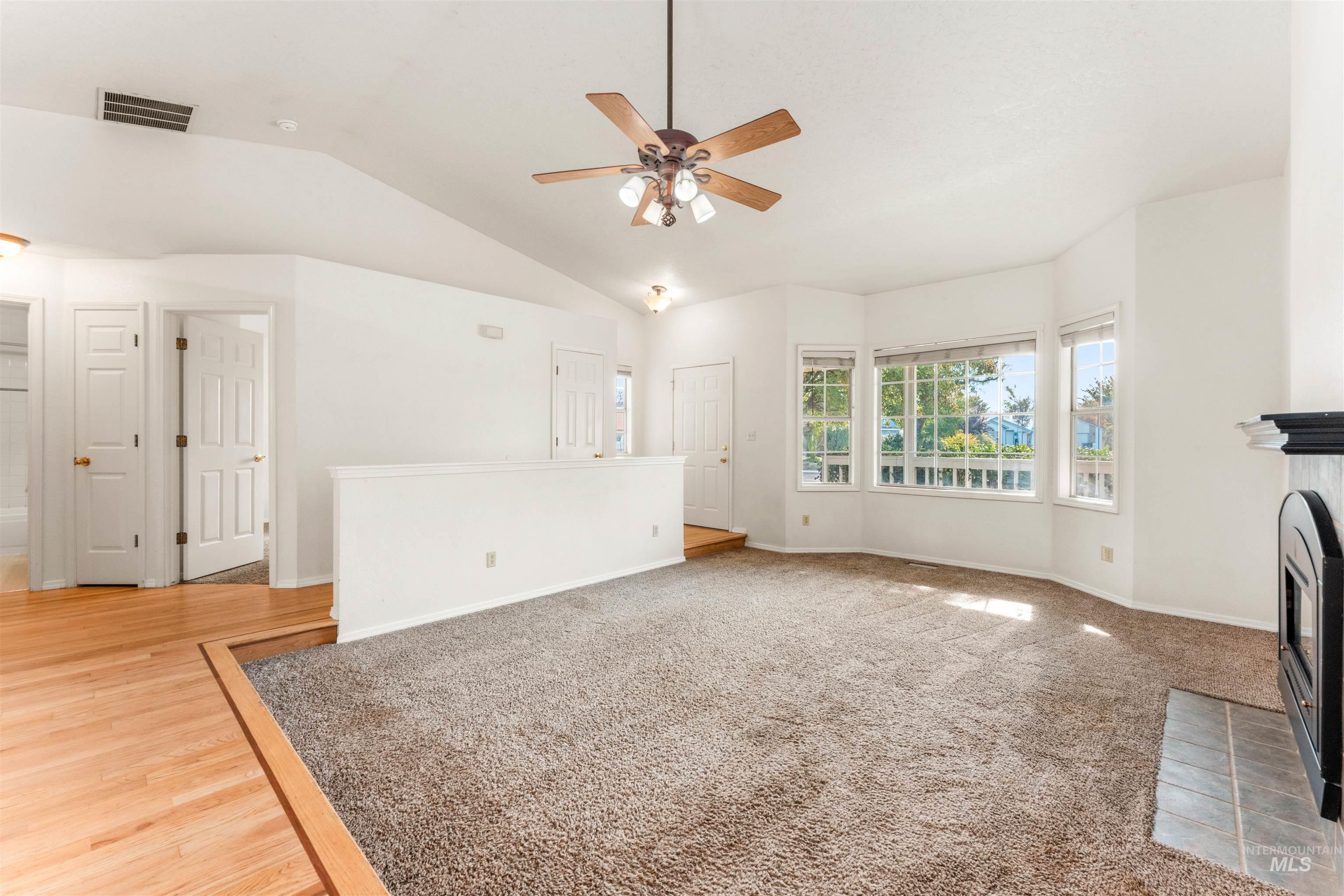 9734 W Cascade St, Boise, Idaho 83704, 3 Bedrooms, 2 Bathrooms, Residential For Sale, Price $379,900, 98966148