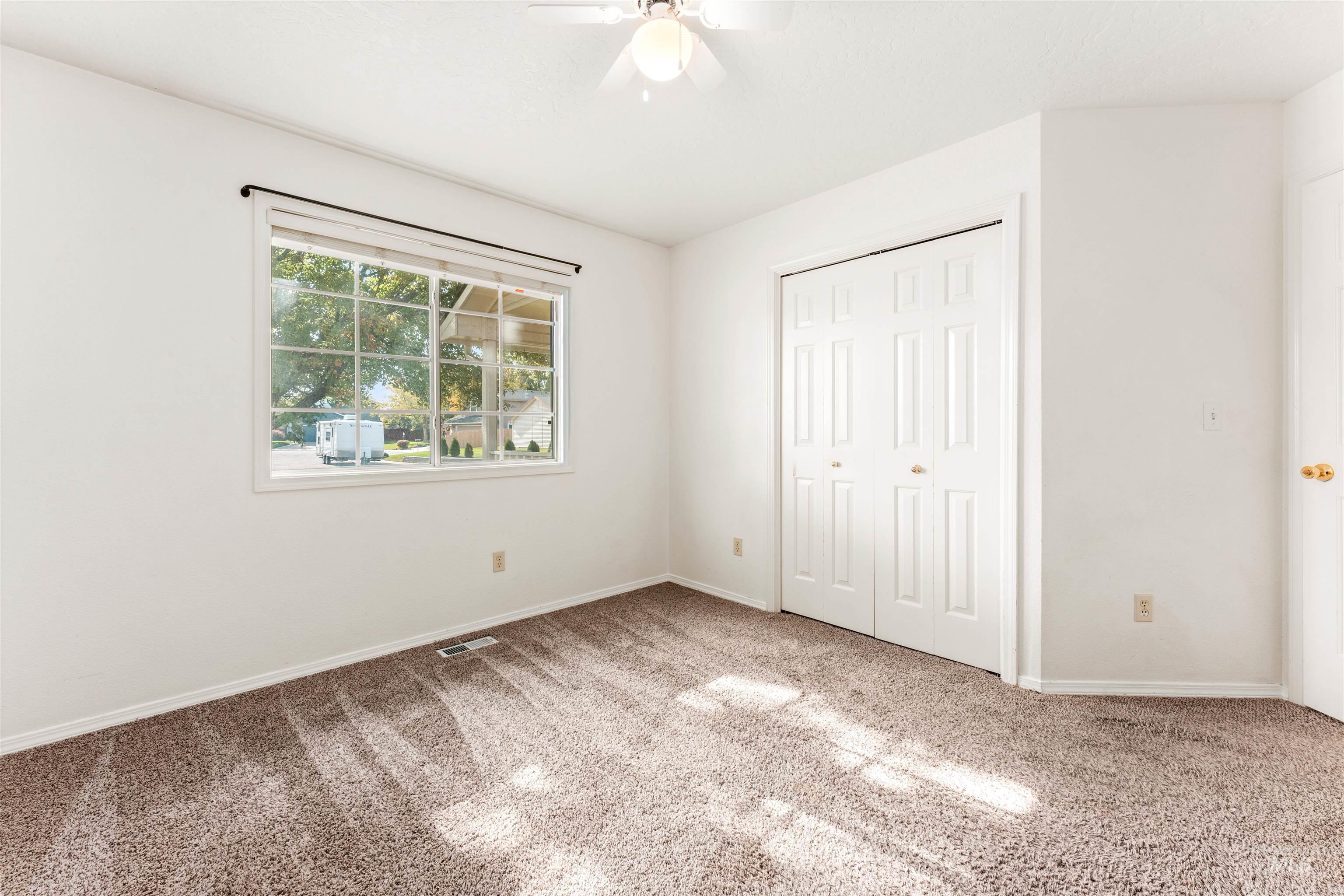 9734 W Cascade St, Boise, Idaho 83704, 3 Bedrooms, 2 Bathrooms, Residential For Sale, Price $379,900, 98966148