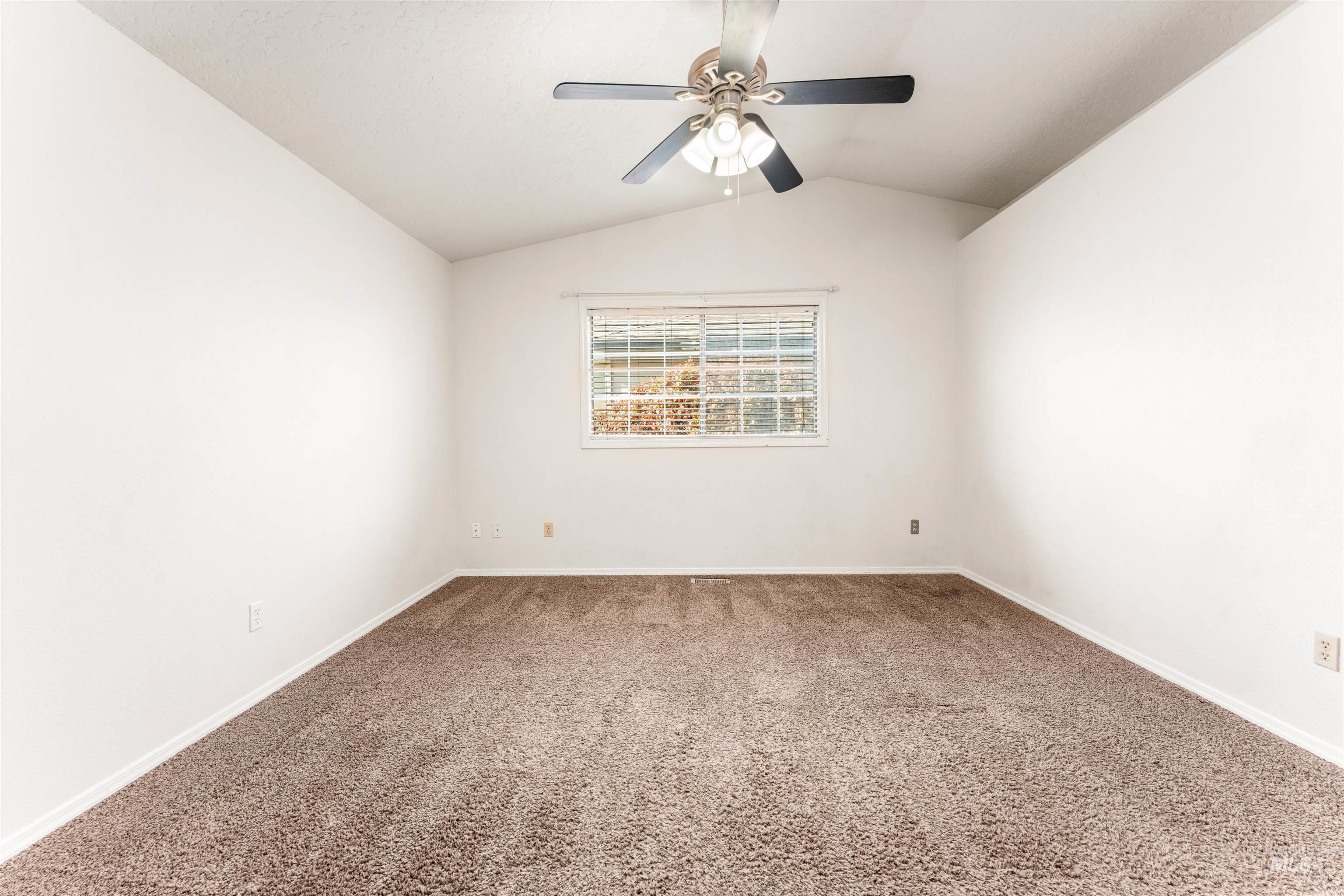 9734 W Cascade St, Boise, Idaho 83704, 3 Bedrooms, 2 Bathrooms, Residential For Sale, Price $379,900, 98966148