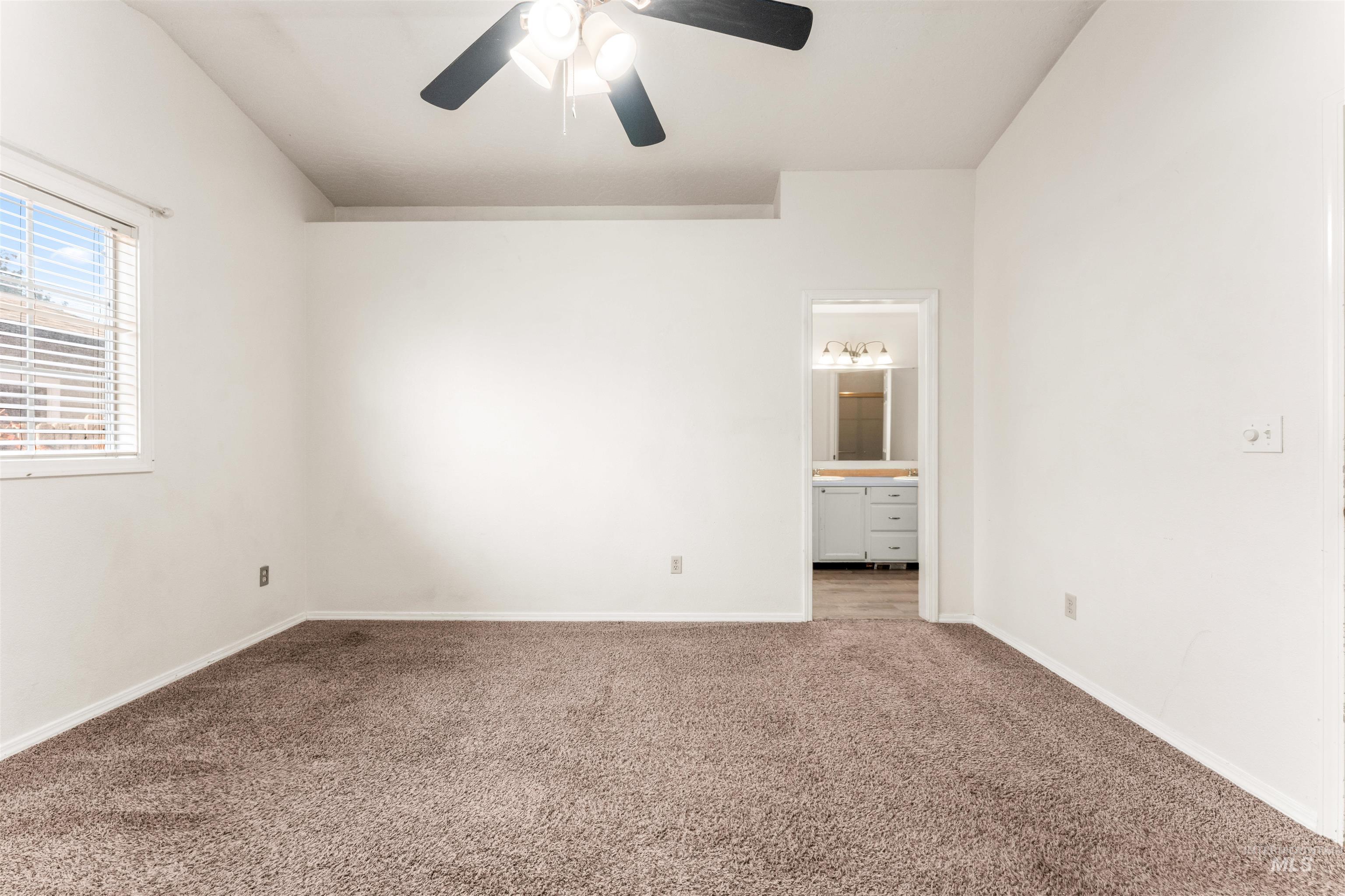 9734 W Cascade St, Boise, Idaho 83704, 3 Bedrooms, 2 Bathrooms, Residential For Sale, Price $379,900, 98966148