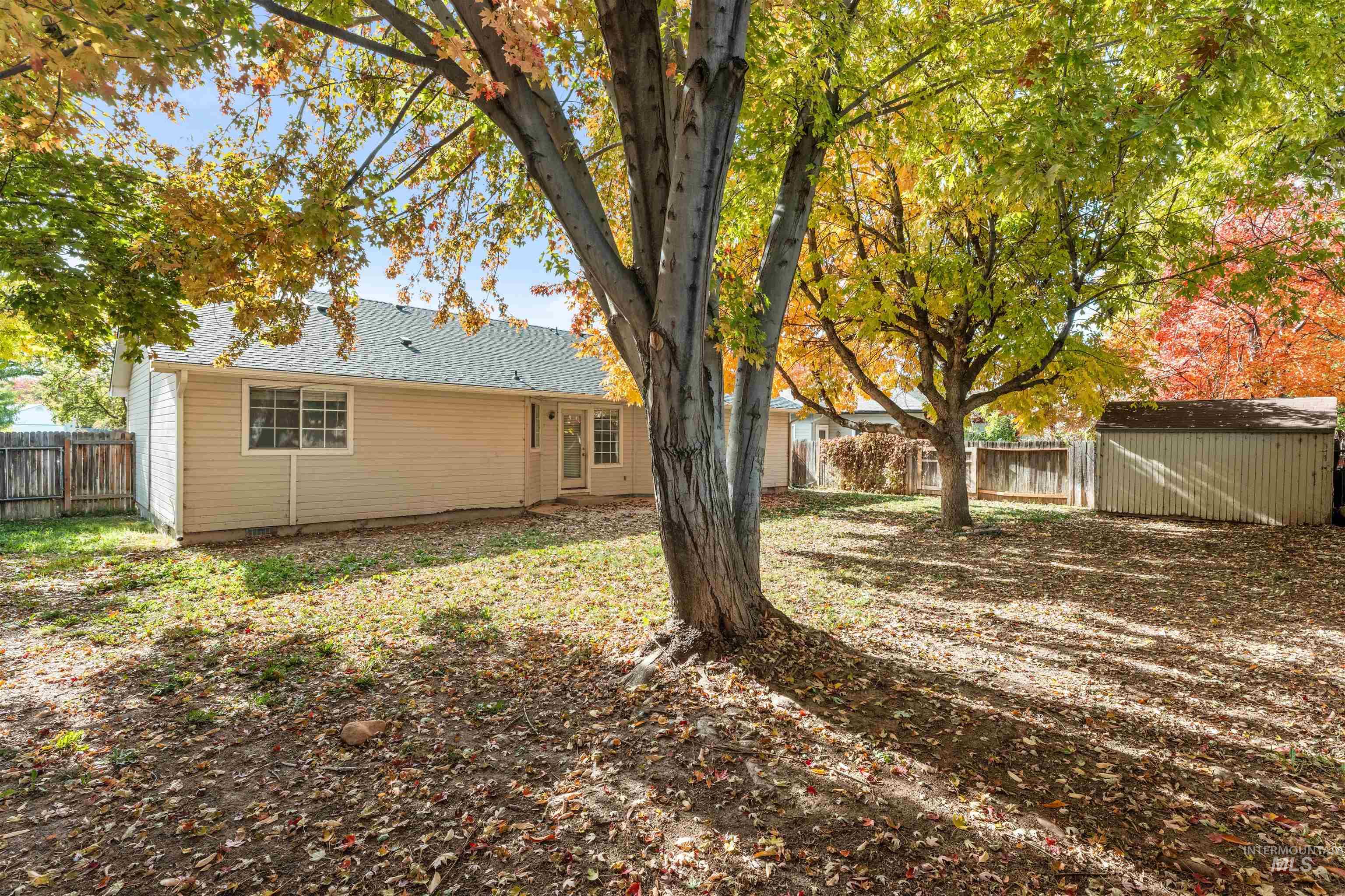 9734 W Cascade St, Boise, Idaho 83704, 3 Bedrooms, 2 Bathrooms, Residential For Sale, Price $379,900, 98966148