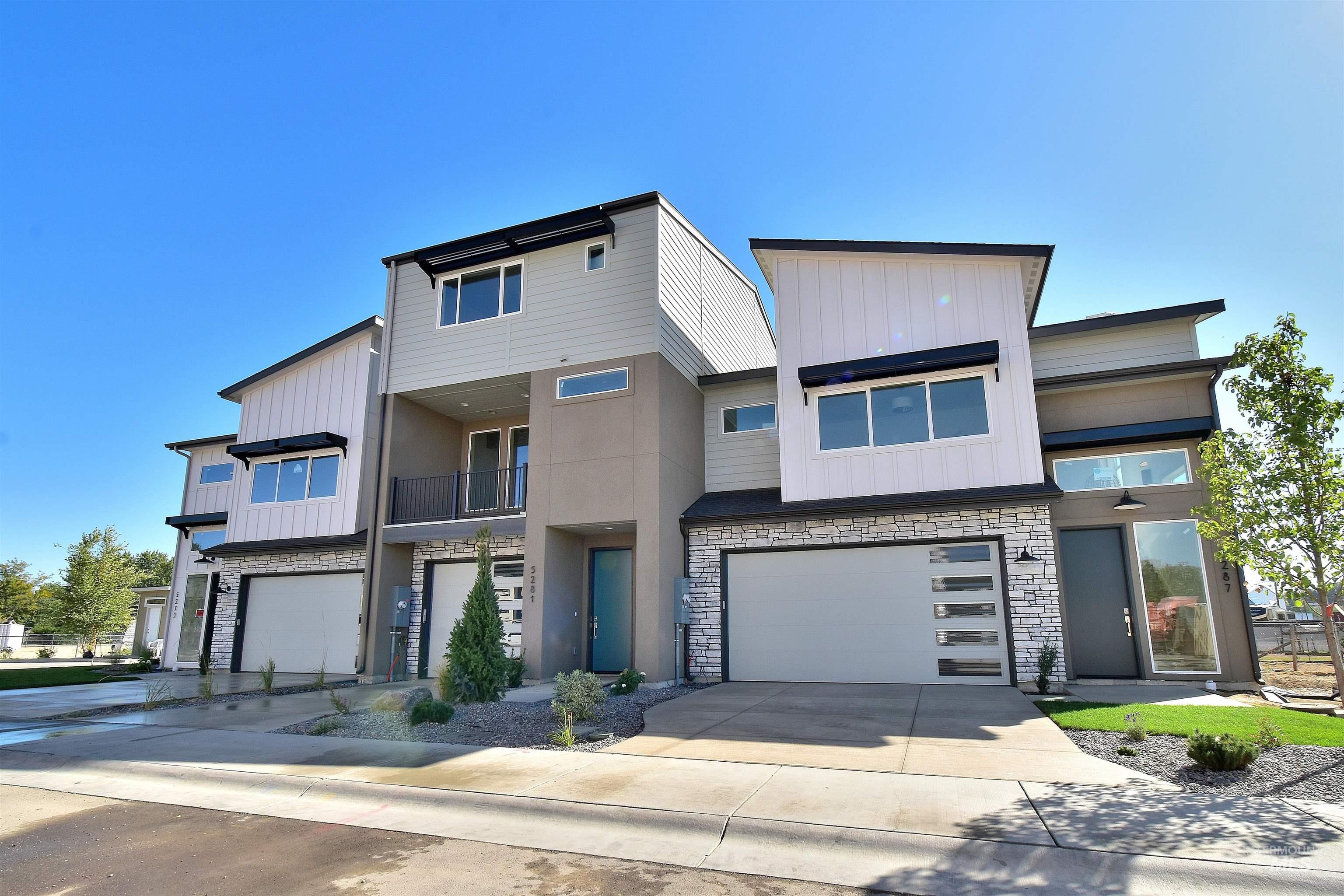 Modern Townhome, Incredible Location