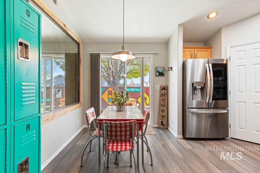 19533 Portsmouth Way, Caldwell, Idaho 83605, 3 Bedrooms, 2 Bathrooms, Residential For Sale, Price $364,900, 98966155