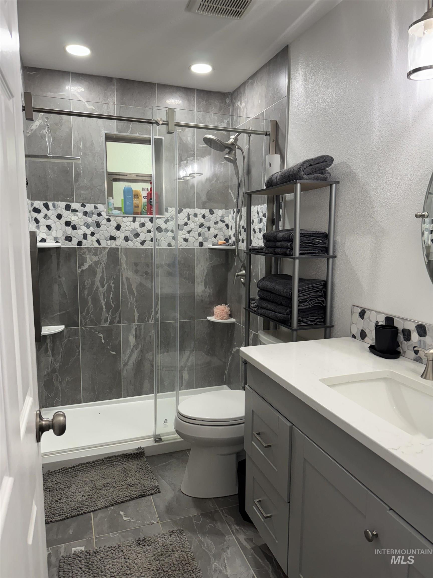 2857 Hillman Basin Rd, Pollock, Idaho 83547, 3 Bedrooms, 2 Bathrooms, Residential For Sale, Price $625,000, 98966158