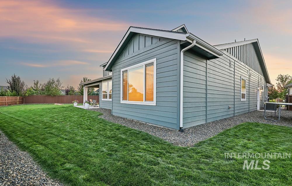 6724 N Adale Way, Meridian, Idaho 83646, 4 Bedrooms, 3.5 Bathrooms, Residential For Sale, Price $999,900, 98966164