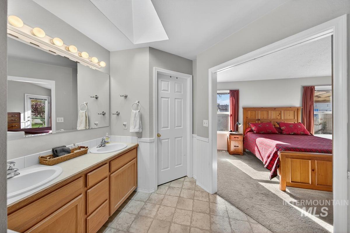 893 E Cembra St, Eagle, Idaho 83616, 3 Bedrooms, 2 Bathrooms, Residential For Sale, Price $499,000, 98966167