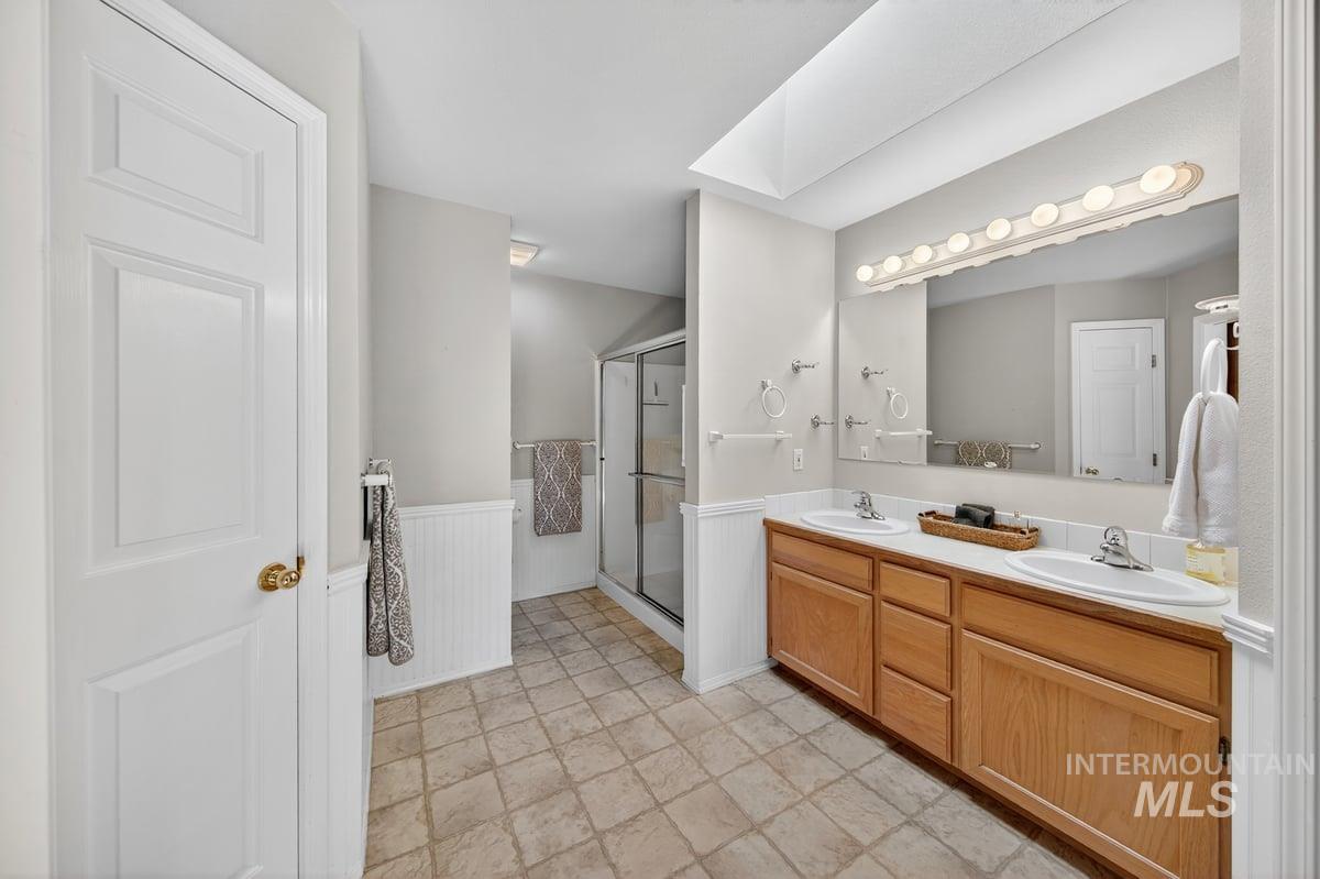 893 E Cembra St, Eagle, Idaho 83616, 3 Bedrooms, 2 Bathrooms, Residential For Sale, Price $499,000, 98966167