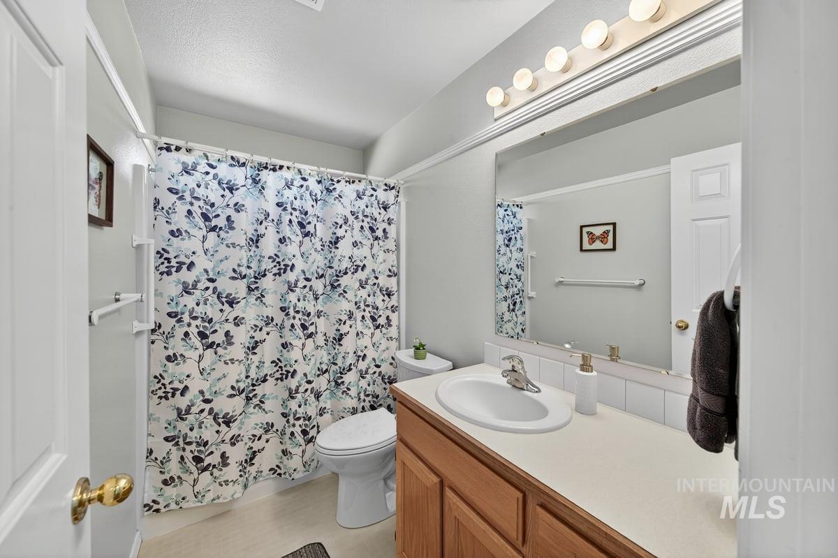 893 E Cembra St, Eagle, Idaho 83616, 3 Bedrooms, 2 Bathrooms, Residential For Sale, Price $499,000, 98966167