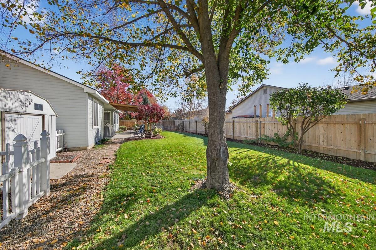 893 E Cembra St, Eagle, Idaho 83616, 3 Bedrooms, 2 Bathrooms, Residential For Sale, Price $499,000, 98966167