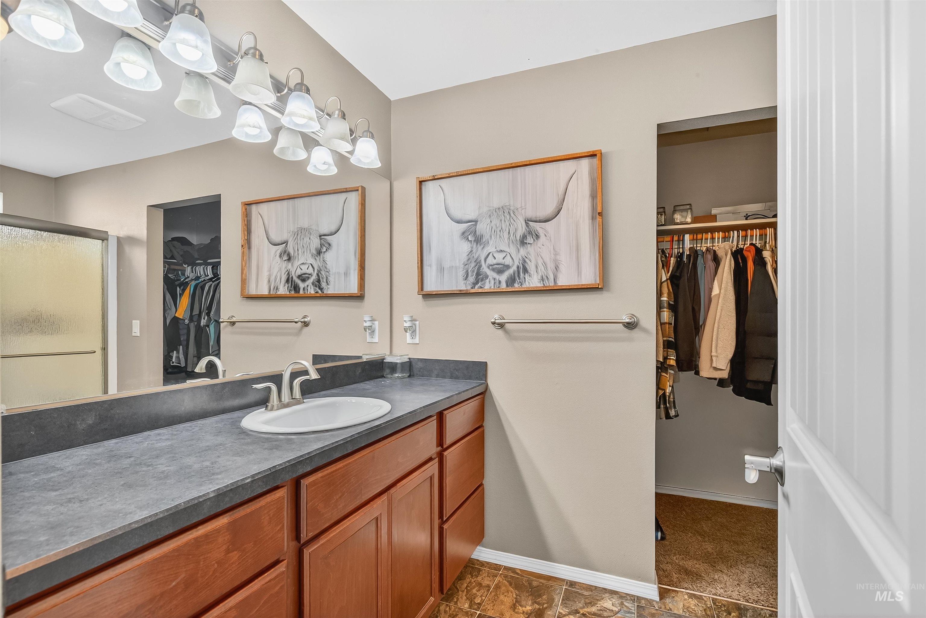 1827 Grelle Ave, Lewiston, Idaho 83501, 4 Bedrooms, 3 Bathrooms, Residential For Sale, Price $934,900, 98966168