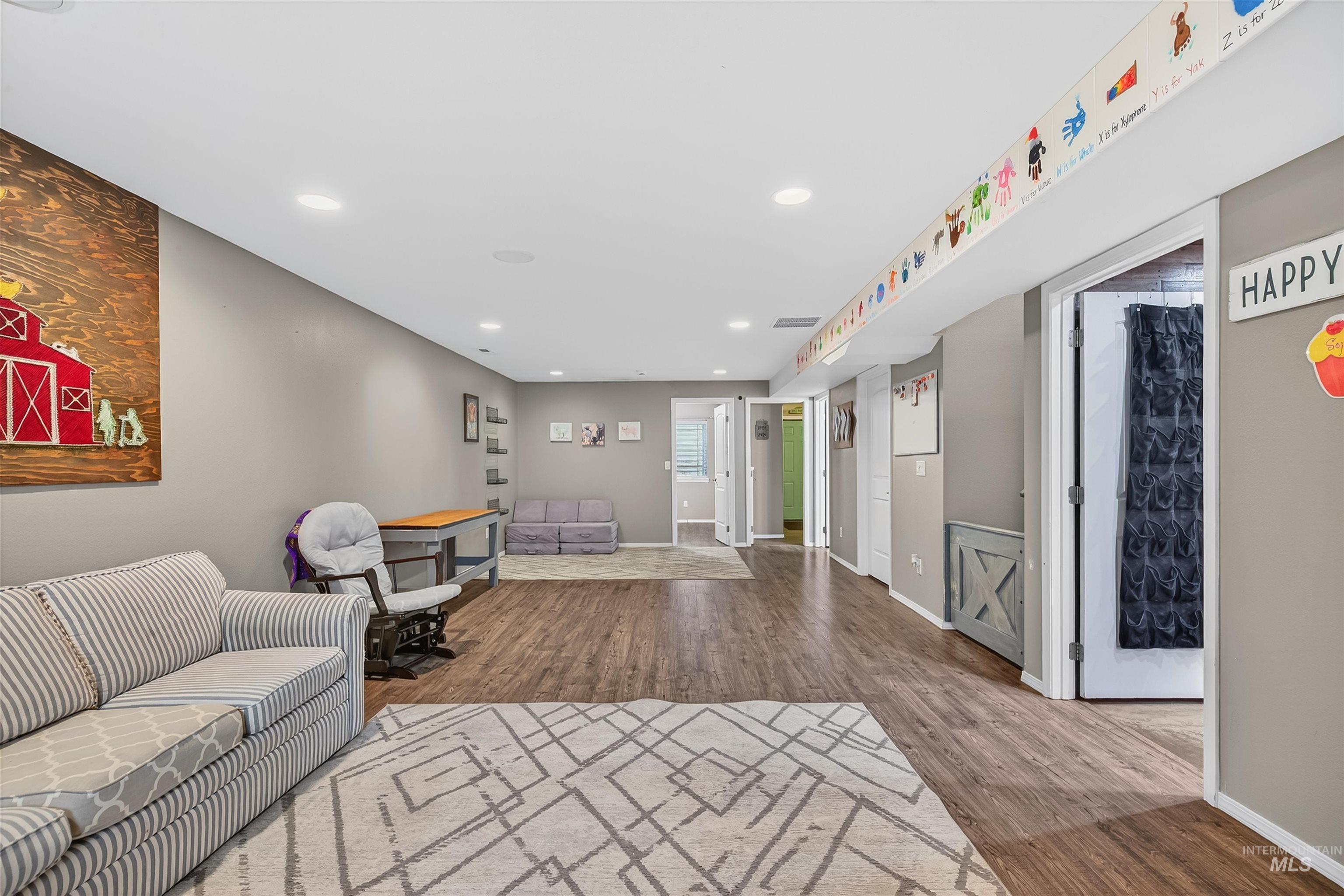 1827 Grelle Ave, Lewiston, Idaho 83501, 4 Bedrooms, 3 Bathrooms, Residential For Sale, Price $934,900, 98966168