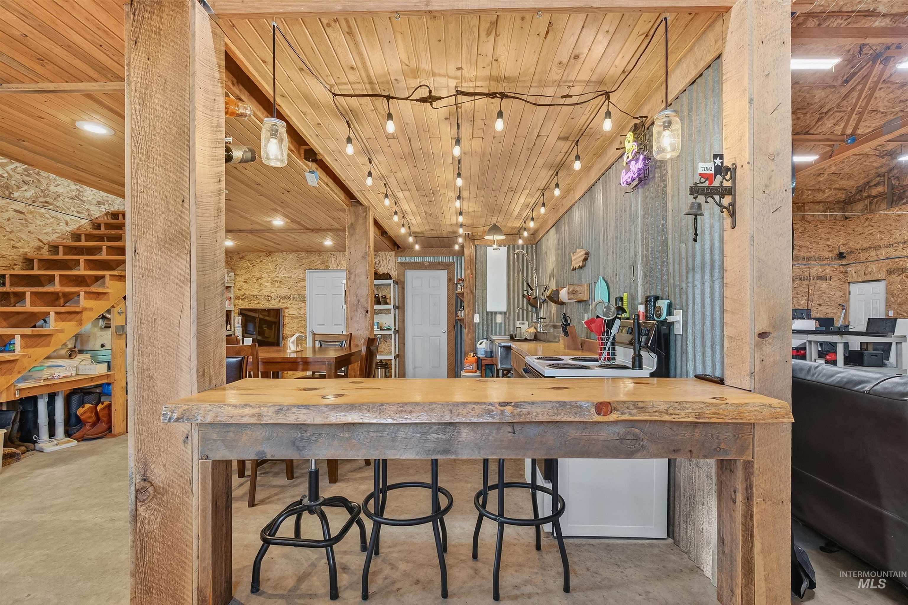 1827 Grelle Ave, Lewiston, Idaho 83501, 4 Bedrooms, 3 Bathrooms, Residential For Sale, Price $934,900, 98966168