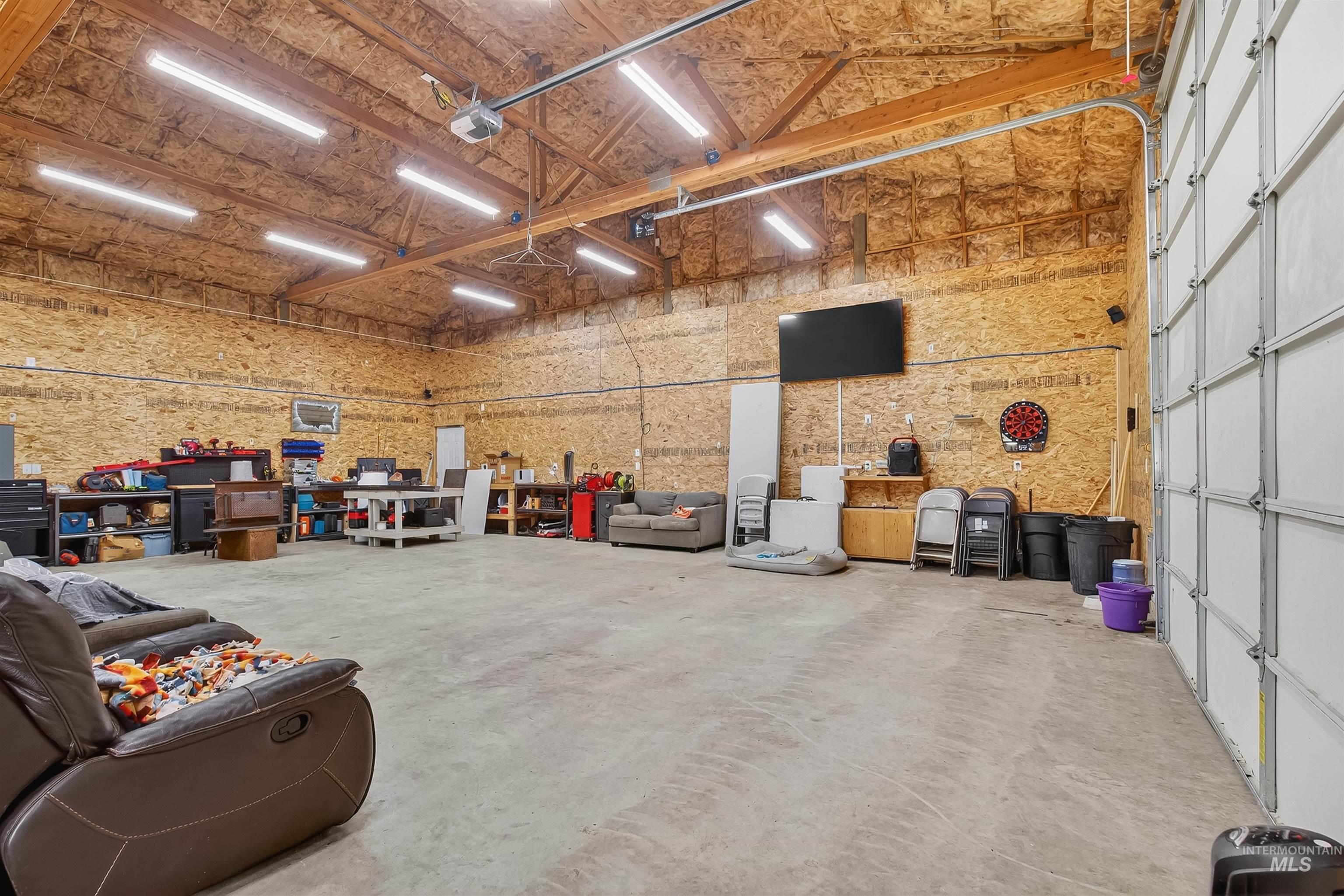 1827 Grelle Ave, Lewiston, Idaho 83501, 4 Bedrooms, 3 Bathrooms, Residential For Sale, Price $934,900, 98966168