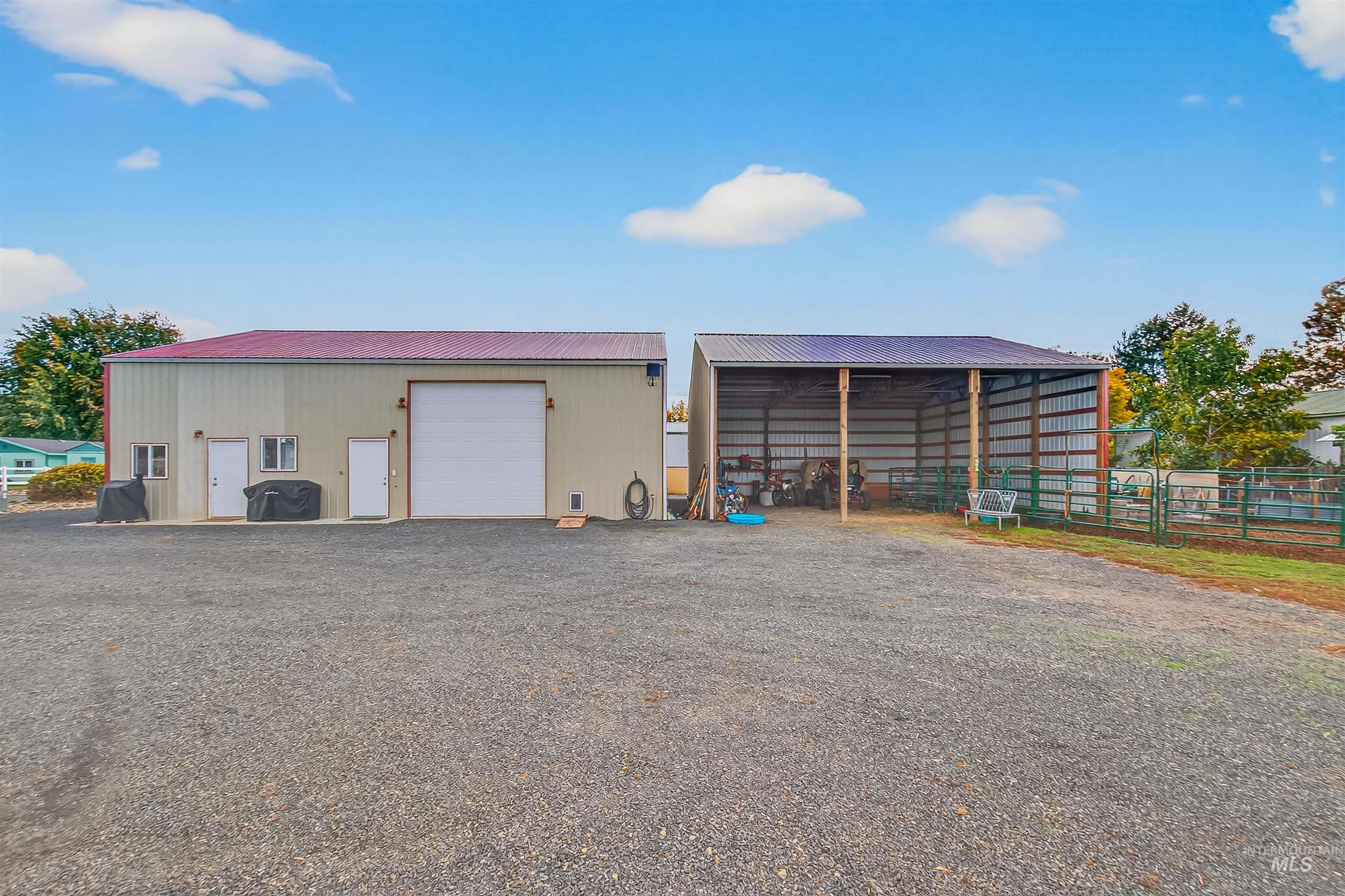 1827 Grelle Ave, Lewiston, Idaho 83501, 4 Bedrooms, 3 Bathrooms, Residential For Sale, Price $934,900, 98966168