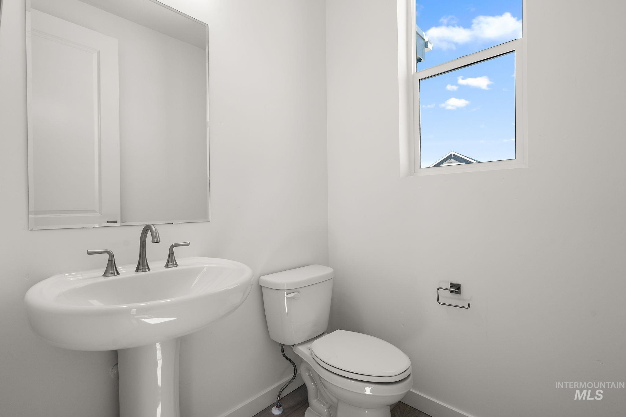 12315 W Endsley Lane, Star, Idaho 83669, 3 Bedrooms, 2.5 Bathrooms, Residential For Sale, Price $374,990, 98966169