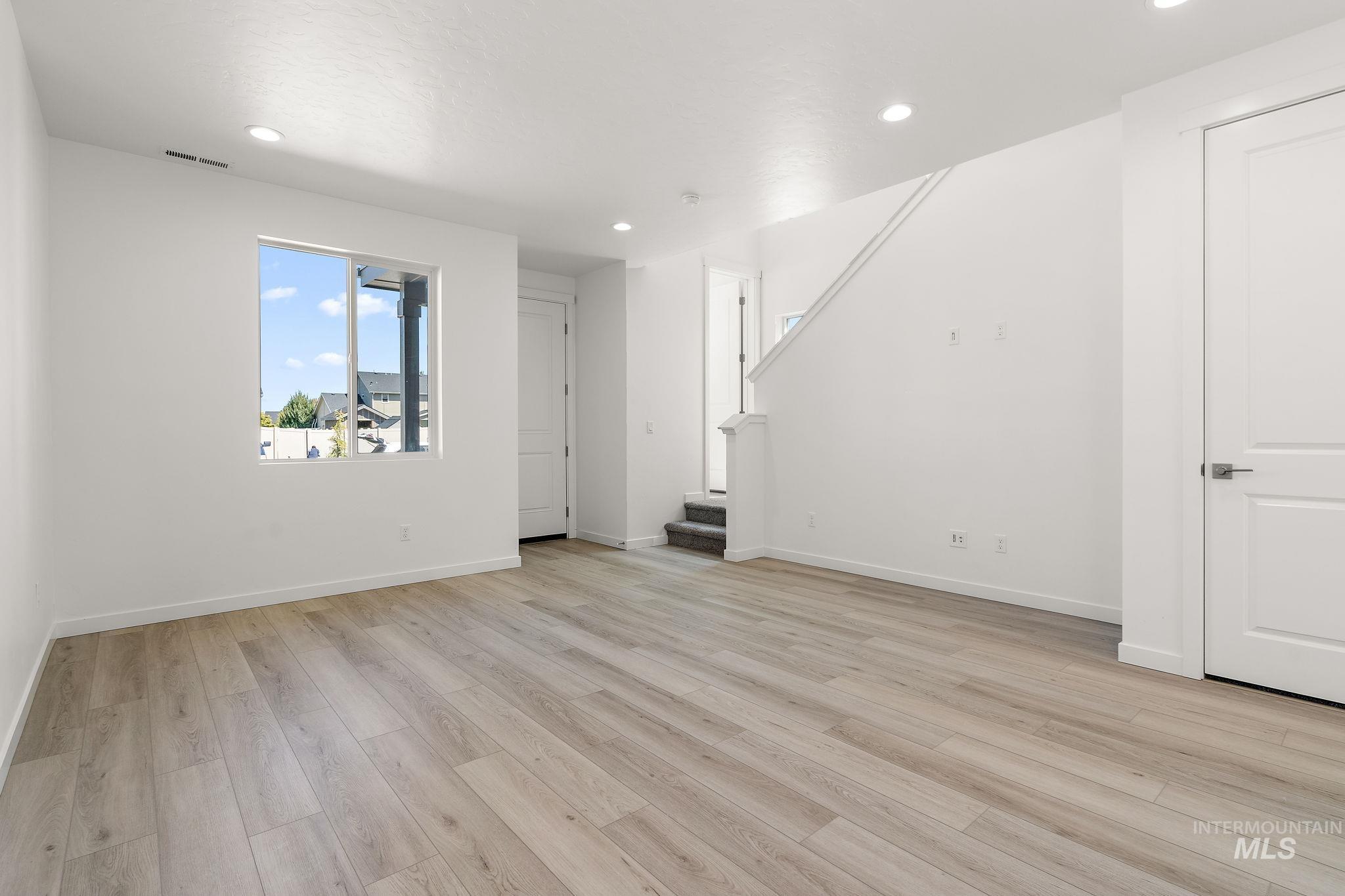 12315 W Endsley Lane, Star, Idaho 83669, 3 Bedrooms, 2.5 Bathrooms, Residential For Sale, Price $374,990, 98966169