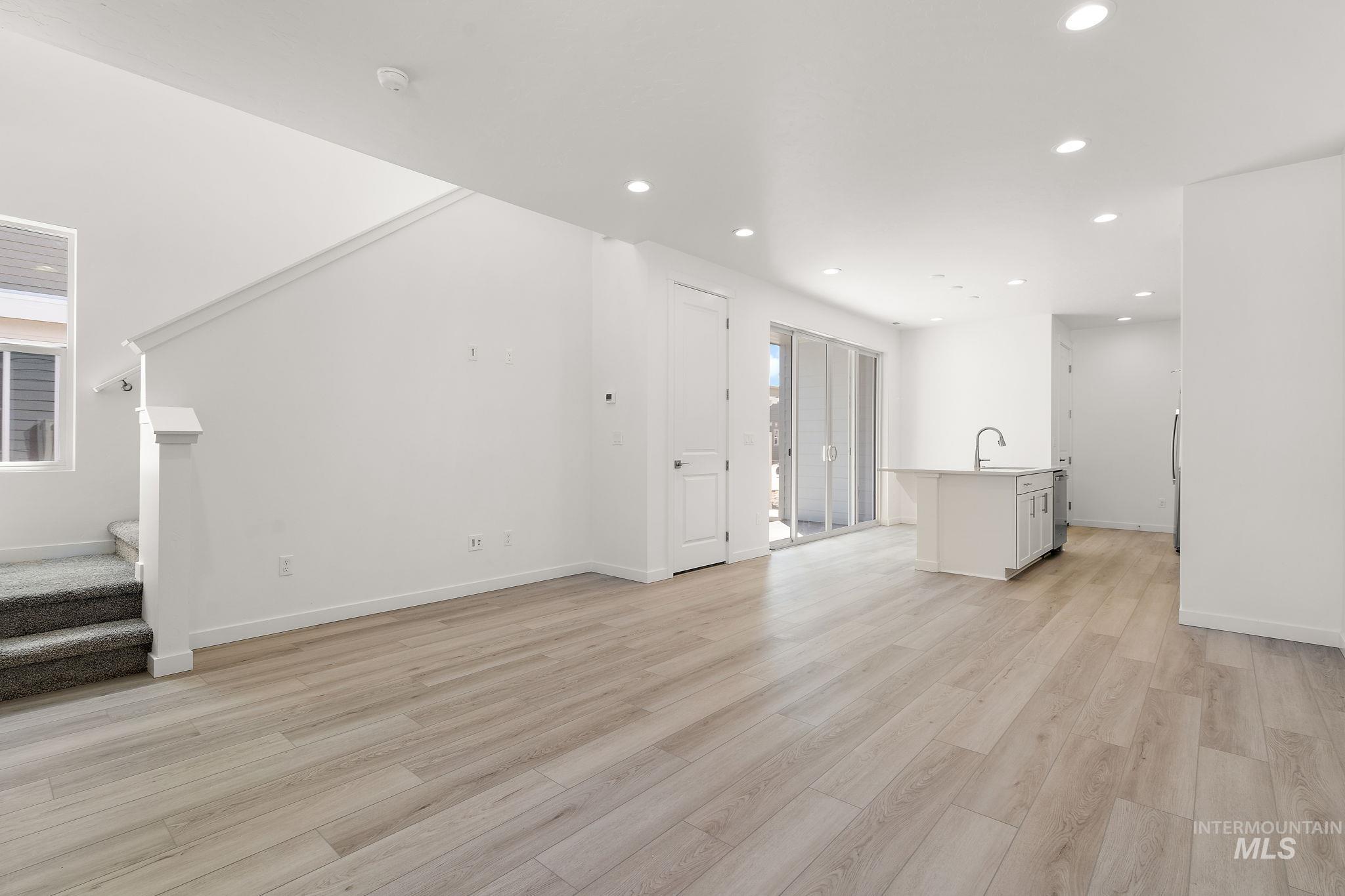 12315 W Endsley Lane, Star, Idaho 83669, 3 Bedrooms, 2.5 Bathrooms, Residential For Sale, Price $374,990, 98966169