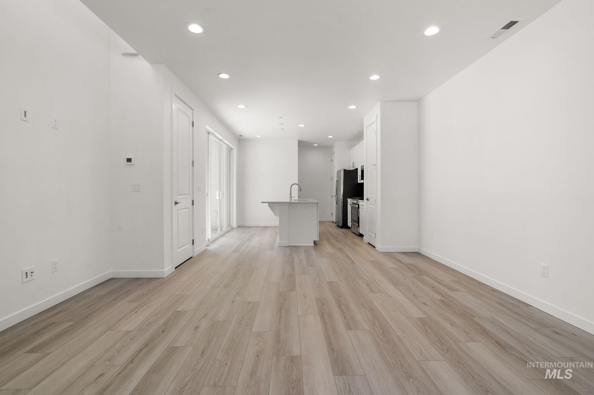 12315 W Endsley Lane, Star, Idaho 83669, 3 Bedrooms, 2.5 Bathrooms, Residential For Sale, Price $374,990, 98966169