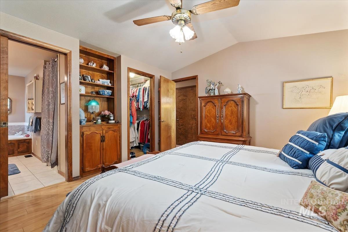 2376 E Serene Dr., Boise, Idaho 83706, 3 Bedrooms, 2 Bathrooms, Residential For Sale, Price $530,000, 98966170