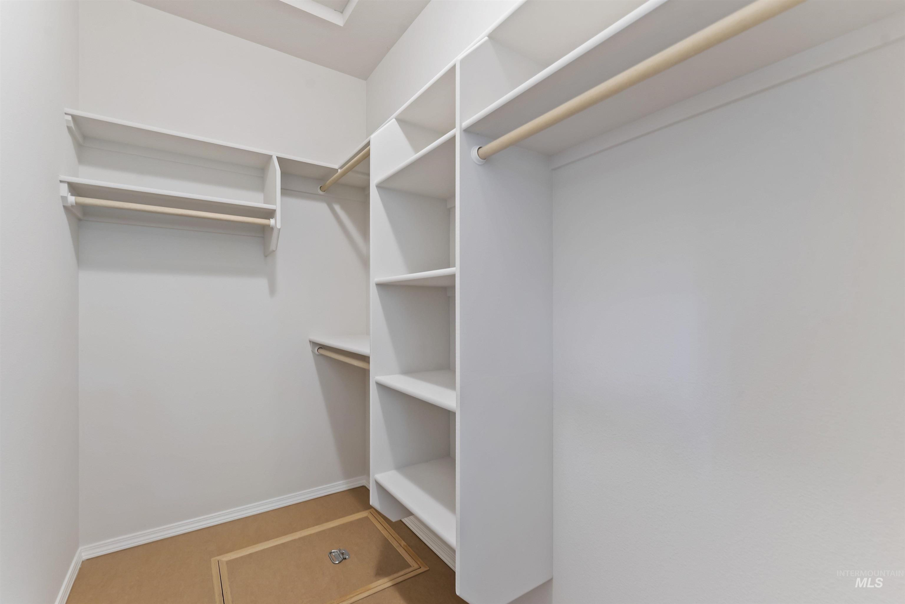 2416 N Birchgrove Lane, Boise, Idaho 83703, 2 Bedrooms, 2 Bathrooms, Residential For Sale, Price $445,000, 98966171