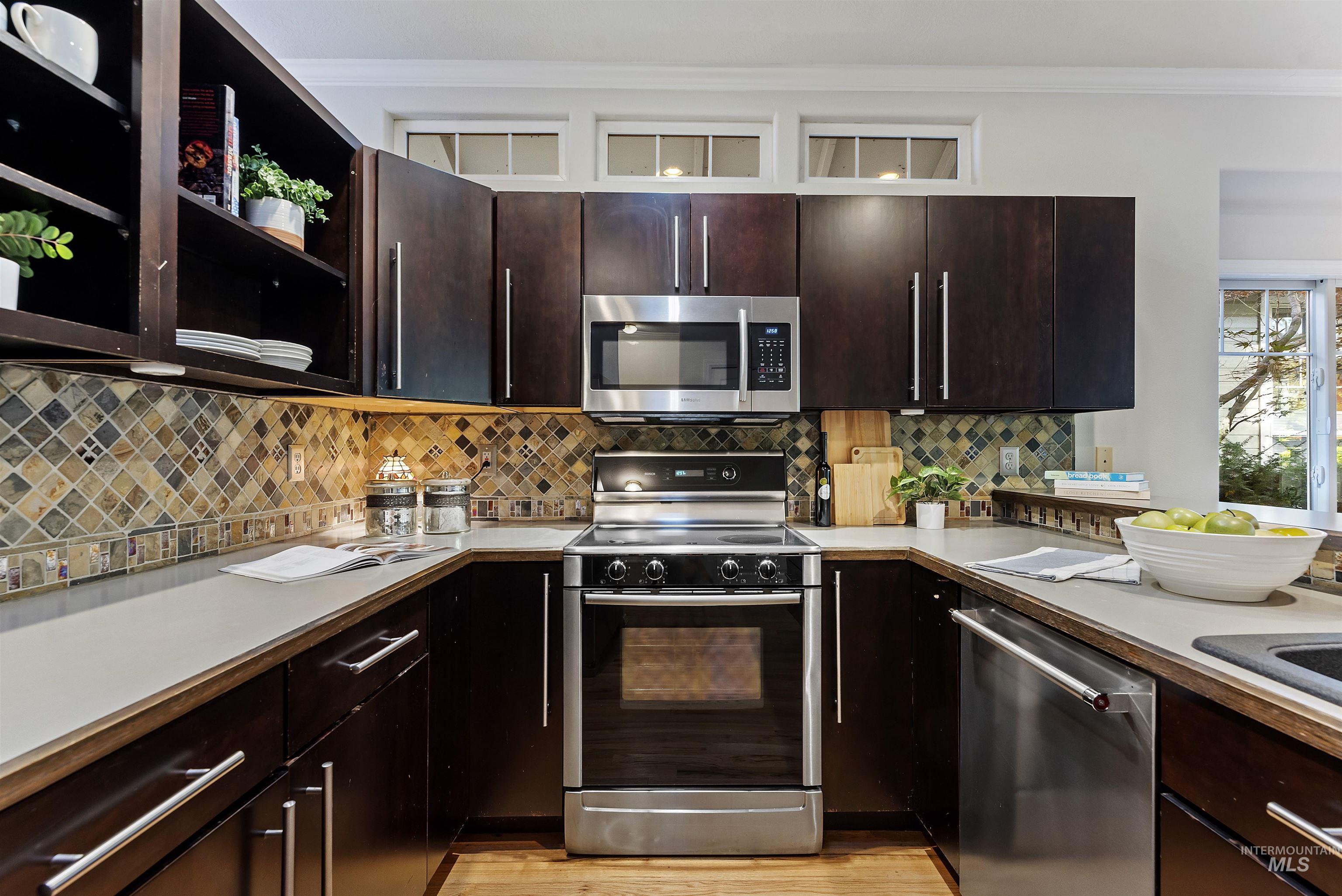 2416 N Birchgrove Lane, Boise, Idaho 83703, 2 Bedrooms, 2 Bathrooms, Residential For Sale, Price $445,000, 98966171