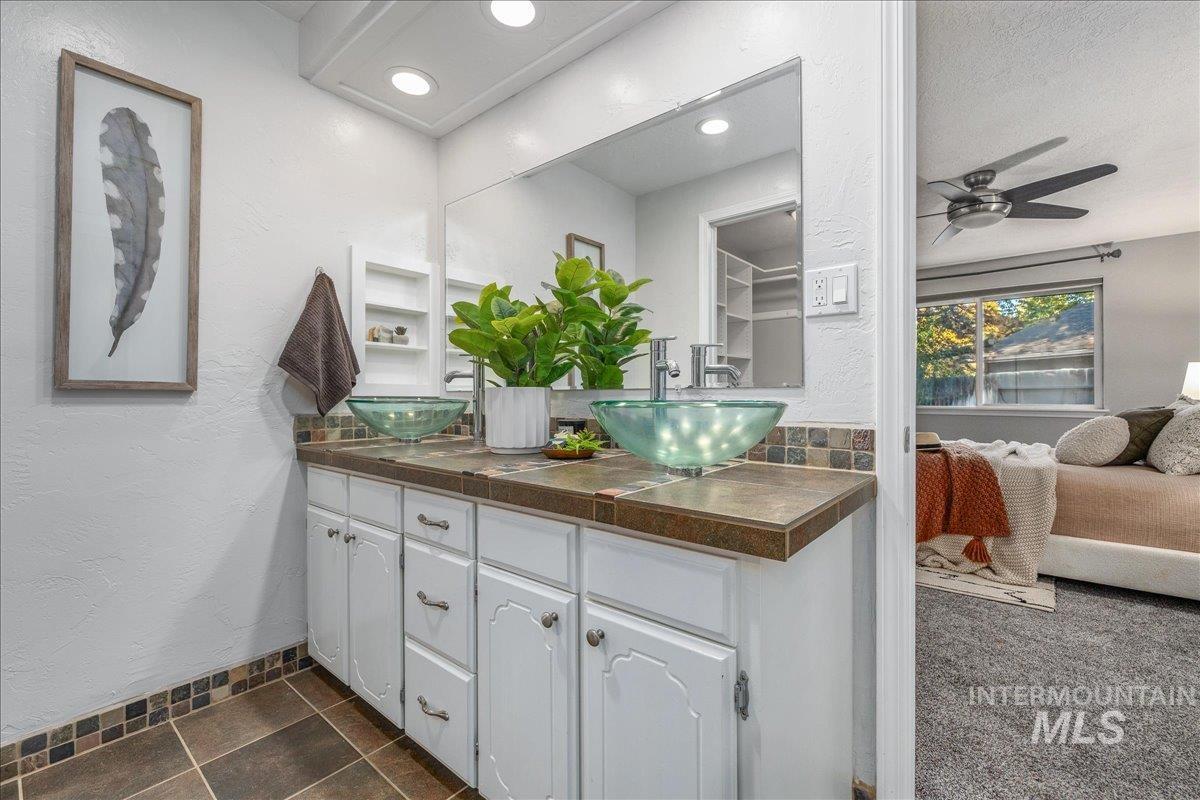 387 W Pickerell Ct, Boise, Idaho 83706, 4 Bedrooms, 3 Bathrooms, Residential For Sale, Price $649,900, 98966172