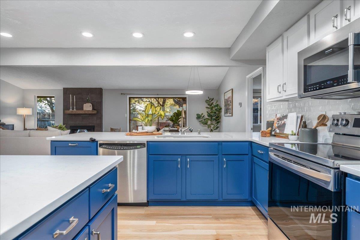 387 W Pickerell Ct, Boise, Idaho 83706, 4 Bedrooms, 3 Bathrooms, Residential For Sale, Price $649,900, 98966172