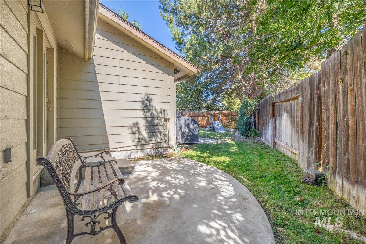 387 W Pickerell Ct, Boise, Idaho 83706, 4 Bedrooms, 3 Bathrooms, Residential For Sale, Price $649,900, 98966172