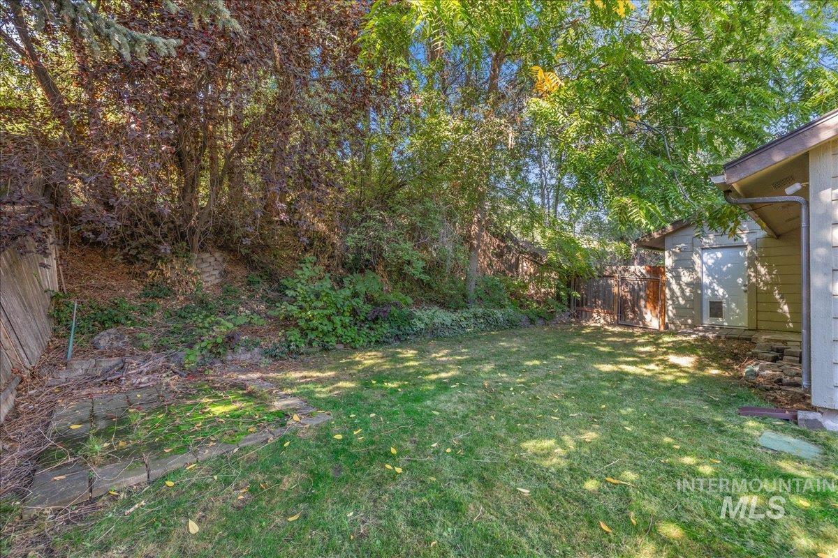 387 W Pickerell Ct, Boise, Idaho 83706, 4 Bedrooms, 3 Bathrooms, Residential For Sale, Price $649,900, 98966172