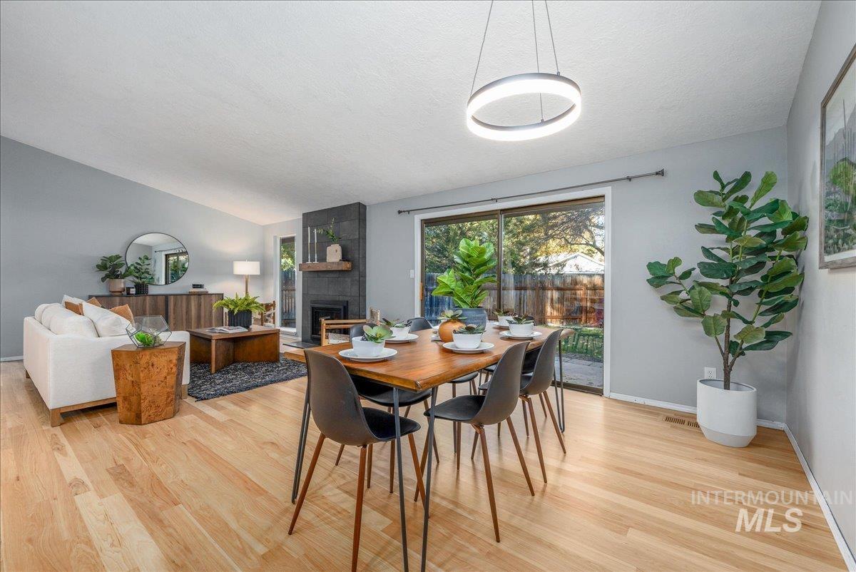 387 W Pickerell Ct, Boise, Idaho 83706, 4 Bedrooms, 3 Bathrooms, Residential For Sale, Price $649,900, 98966172