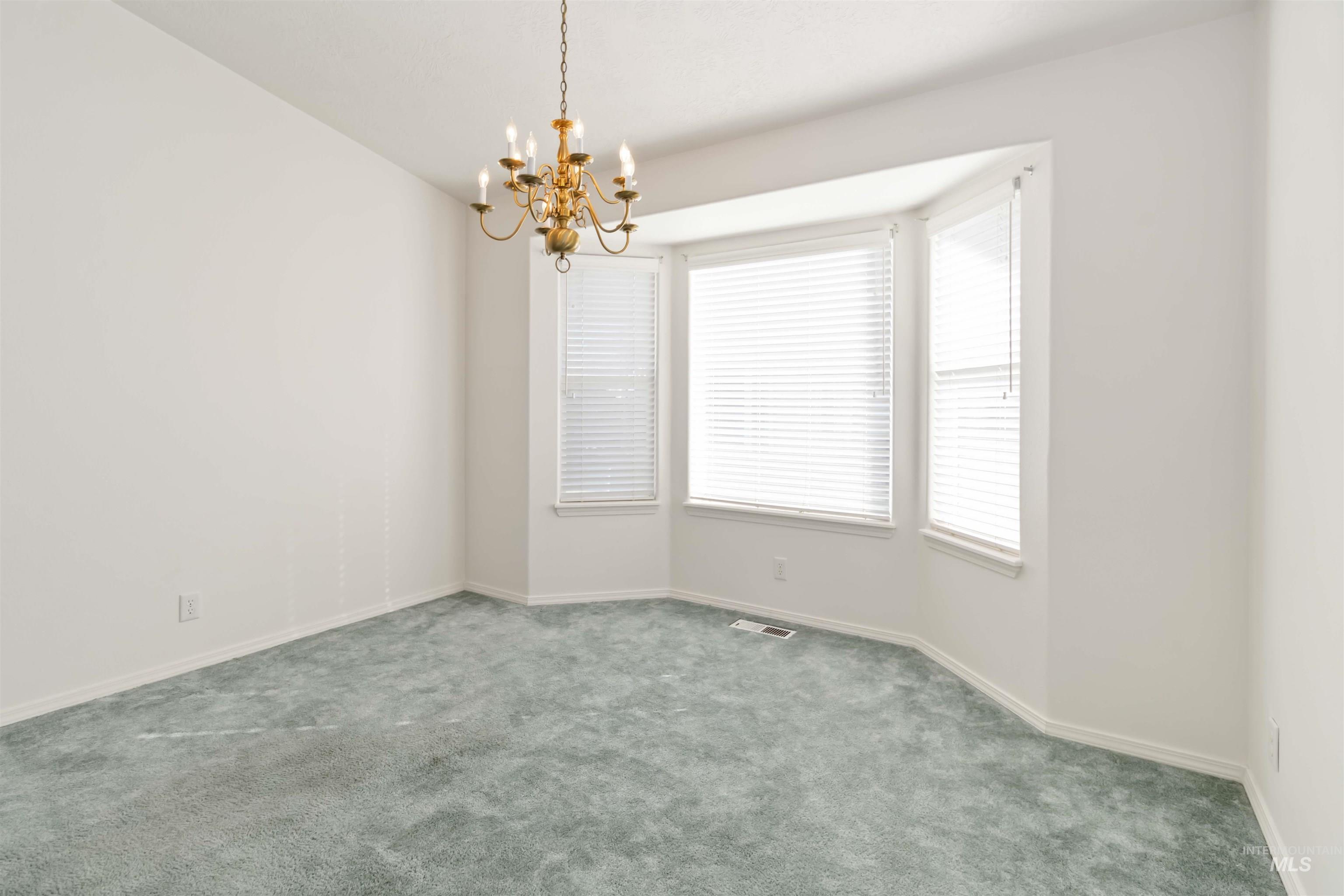 636 N Sterling St, Nampa, Idaho 83651, 3 Bedrooms, 2 Bathrooms, Residential For Sale, Price $294,900, 98966177