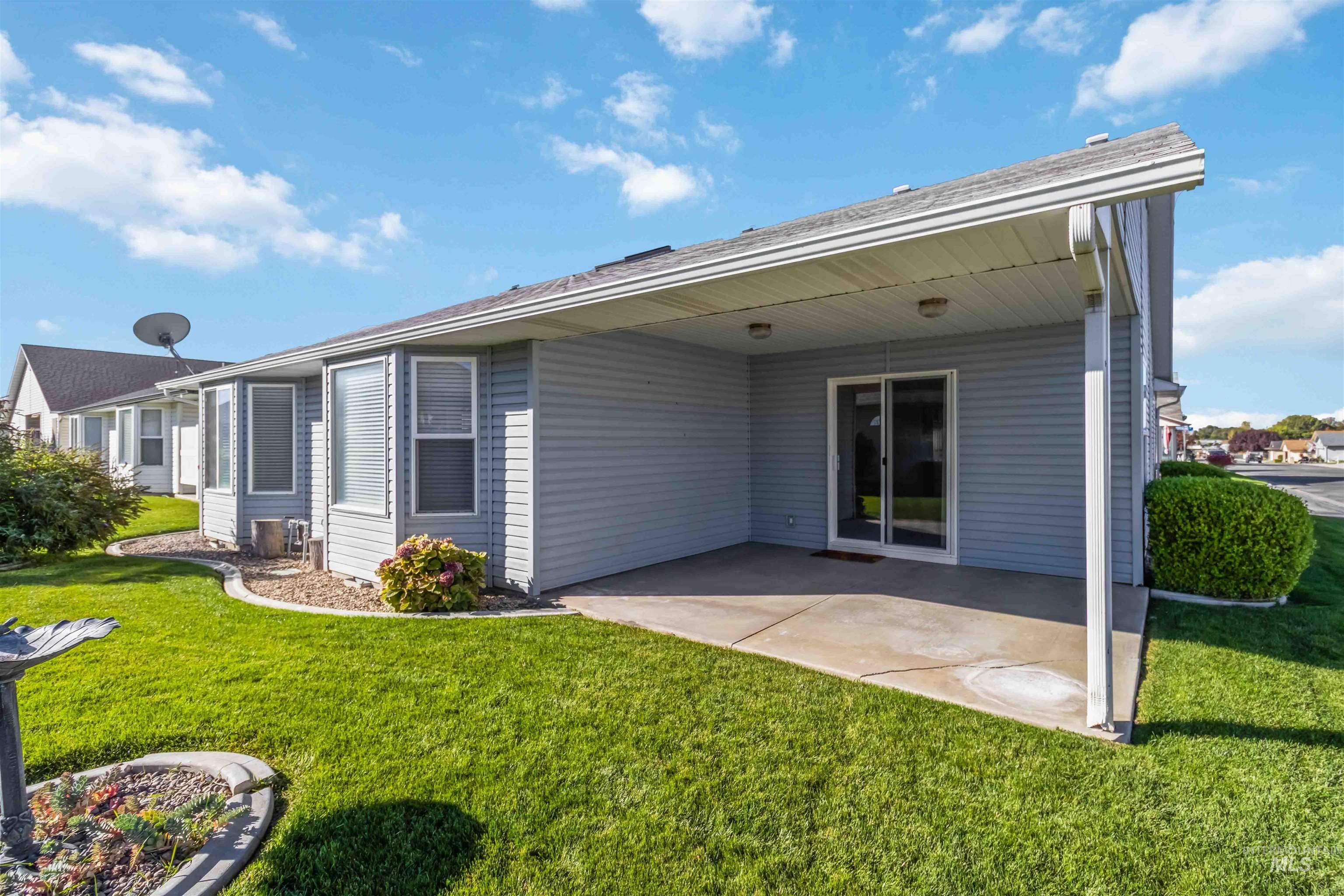 636 N Sterling St, Nampa, Idaho 83651, 3 Bedrooms, 2 Bathrooms, Residential For Sale, Price $294,900, 98966177