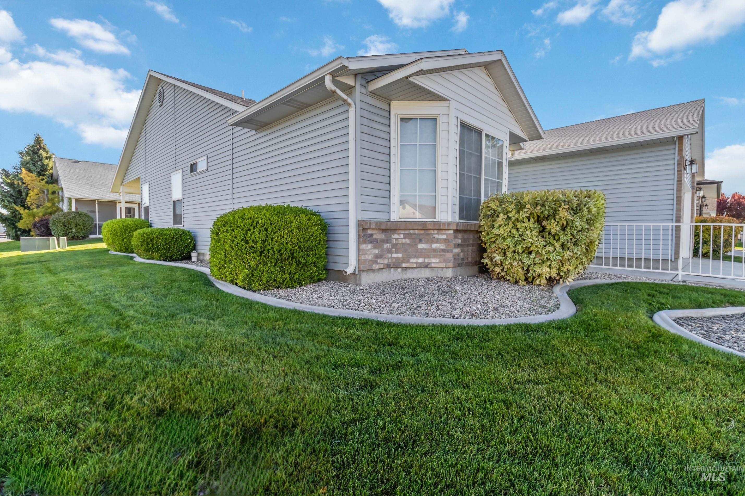 636 N Sterling St, Nampa, Idaho 83651, 3 Bedrooms, 2 Bathrooms, Residential For Sale, Price $294,900, 98966177