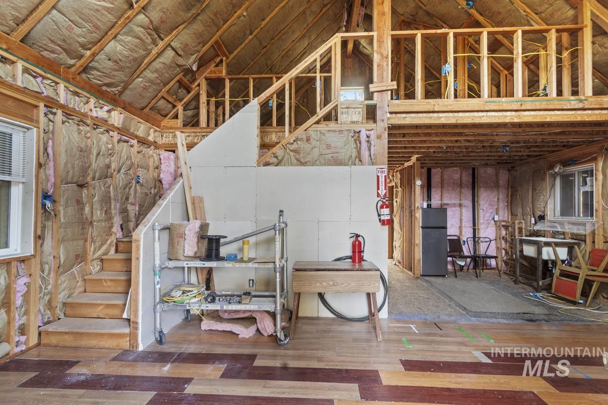 301 W Mill Street, Cascade, Idaho 83611, 2 Bedrooms, 1 Bathroom, Residential For Sale, Price $249,900, 98966179