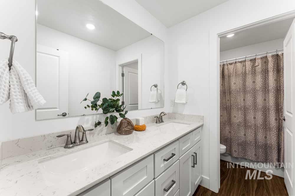 3481 S Siduri Place, Meridian, Idaho 83642, 4 Bedrooms, 2.5 Bathrooms, Residential For Sale, Price $574,900, 98966185