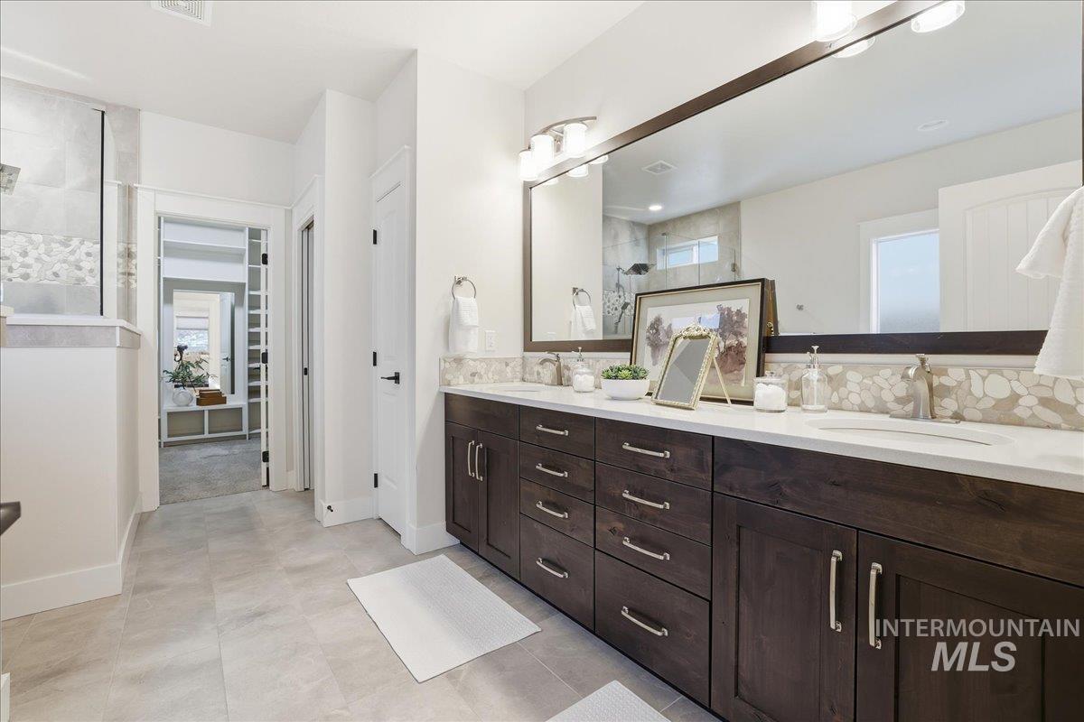 3300 E Levin Dr, Meridian, Idaho 83642, 3 Bedrooms, 3 Bathrooms, Residential For Sale, Price $685,000, 98966187