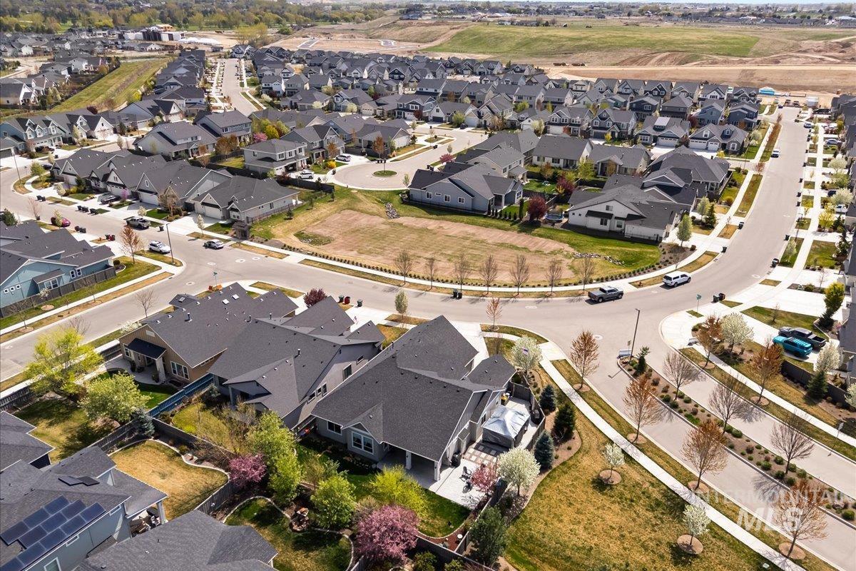 3300 E Levin Dr, Meridian, Idaho 83642, 3 Bedrooms, 3 Bathrooms, Residential For Sale, Price $685,000, 98966187